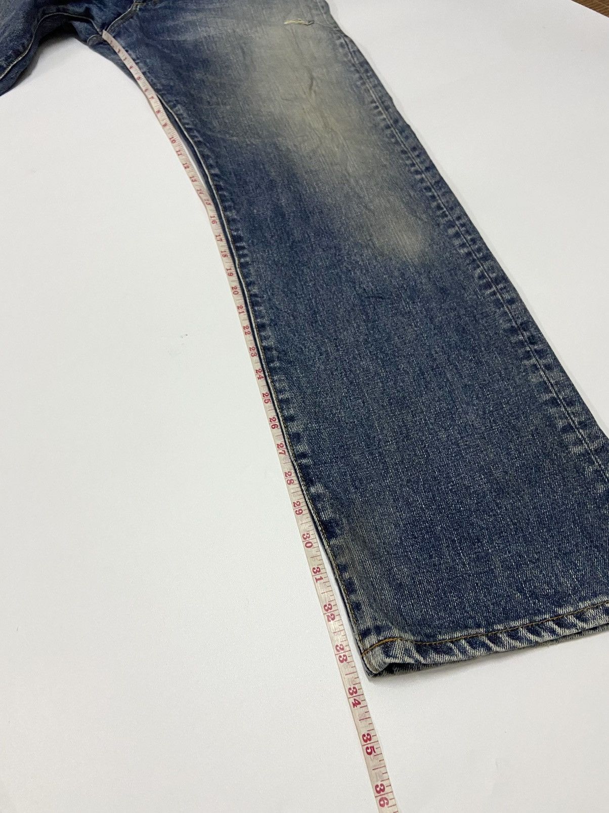 Wrangler VINTAGE WRANGLER BLUE BELLS DISTRESSED JEANS Size US 31 - 16 Thumbnail