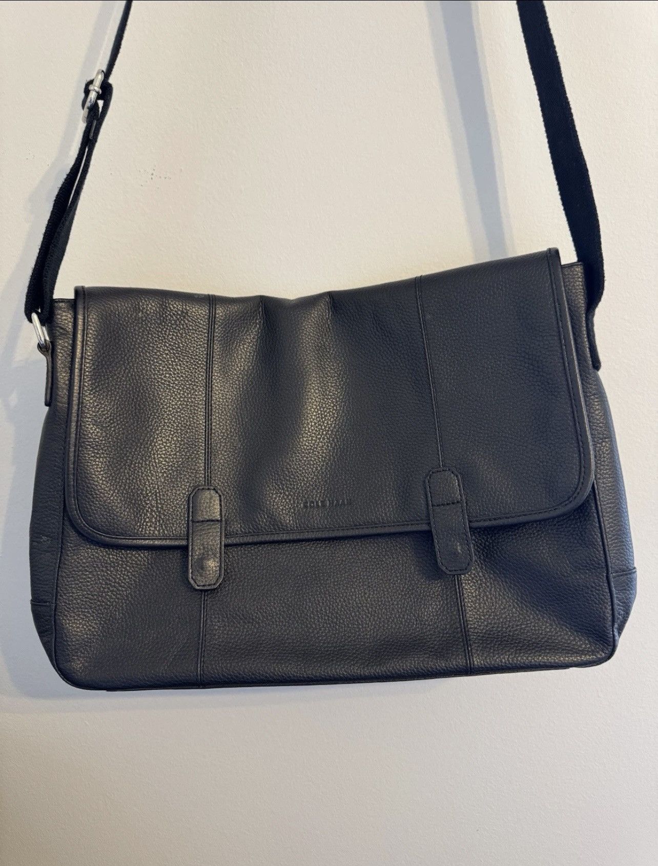 Cole Haan Cole Hann Barrington Pebbled Leather Black Messenger Bag, Men's