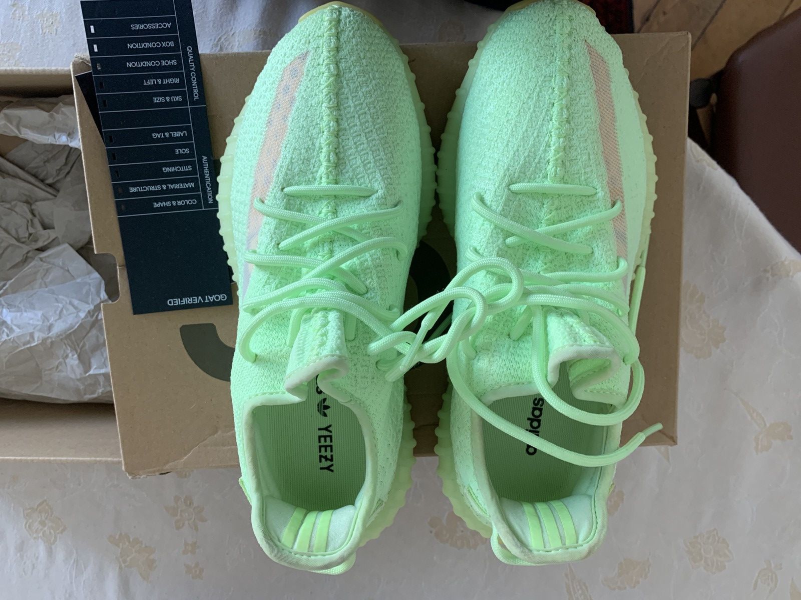 Adidas Adidas Yeezy Boost 350 V2 GID 'Glow' sz. 9 Size US 9 / EU 42 - 1 Thumbnail