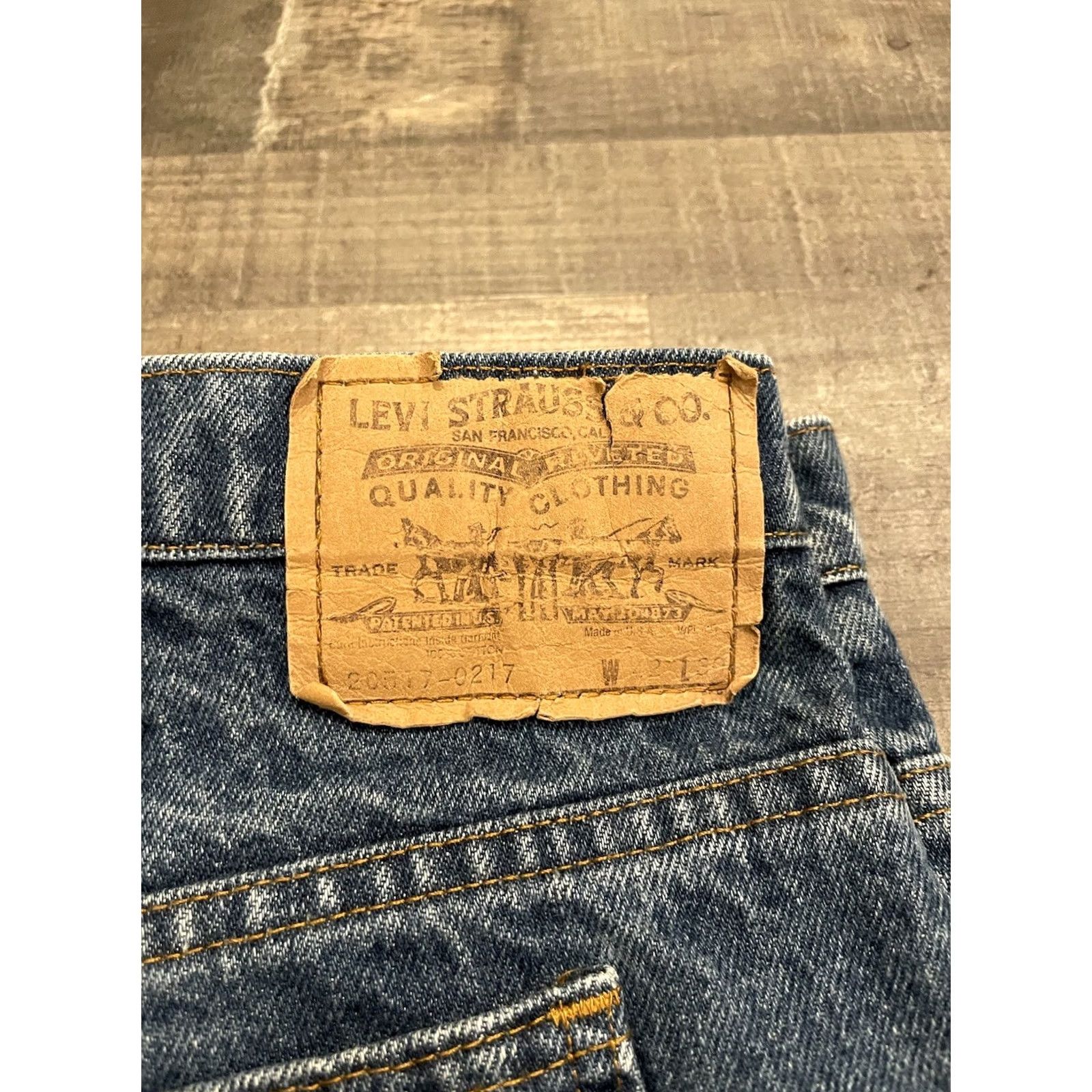 Levi's VINTAGE Levi's 517 Jeans Bootcut Denim 42x30 20517 0217 USA Men Blue 80s 90s 70s 5-Pocket N/A Shirt Size US 42 / EU 58 - 4 Thumbnail