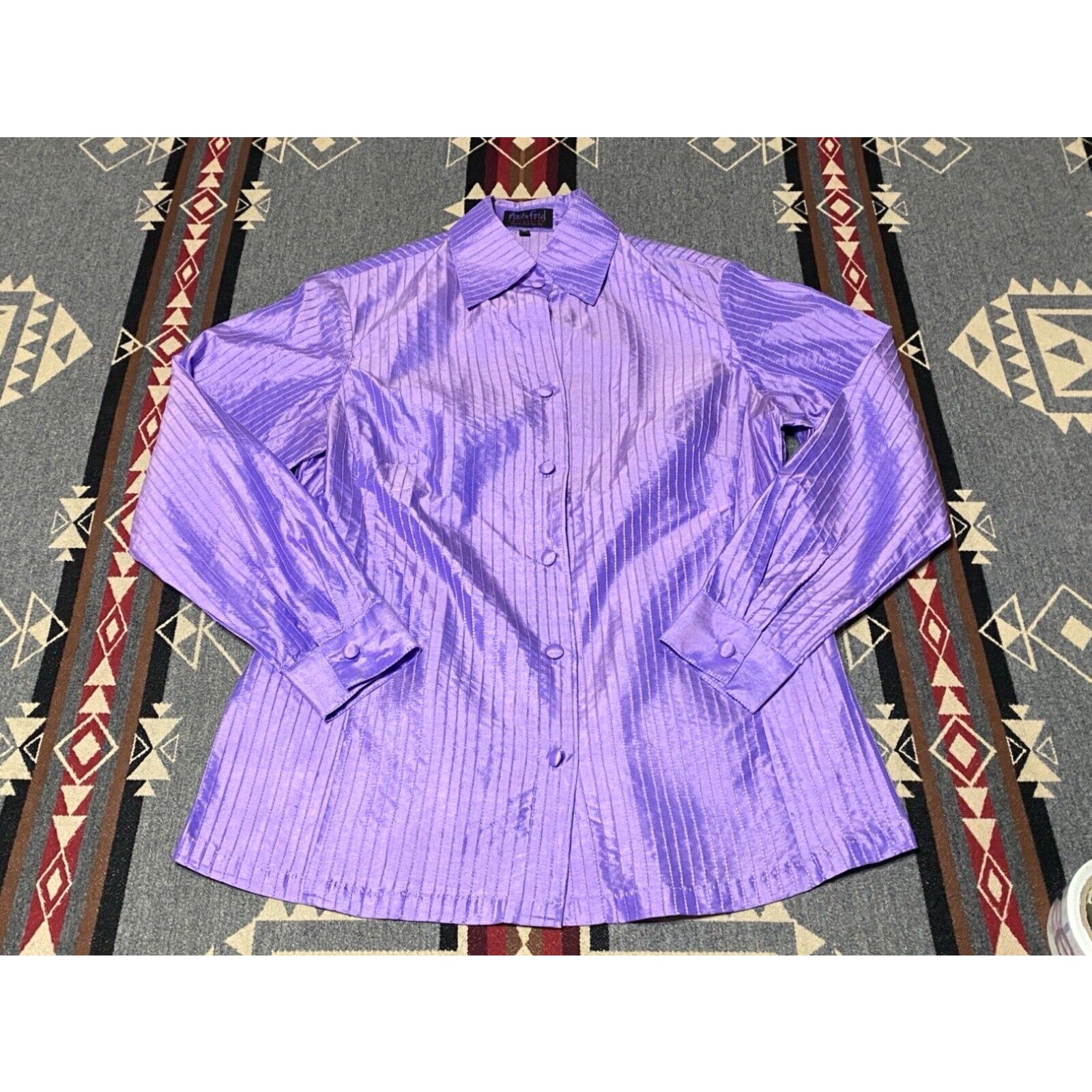 image of Vintage Anita Ford Collection Thai Silk Jacket: M - Light Lilac Womens Button Down T69 in White (Si