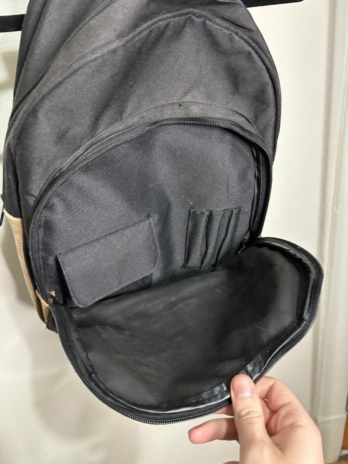 Vintage × Warner Bros Vintage 1990s Looney Tunes Black Backpack Size ONE SIZE - 7 Thumbnail