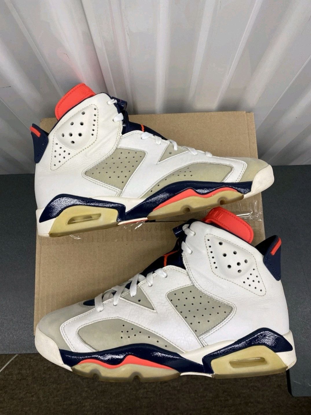 Jordan Brand Nike Air Jordan Retro 6 Tinker 384664104 Size 9 Men Size US 9 / EU 42 - 3 Thumbnail