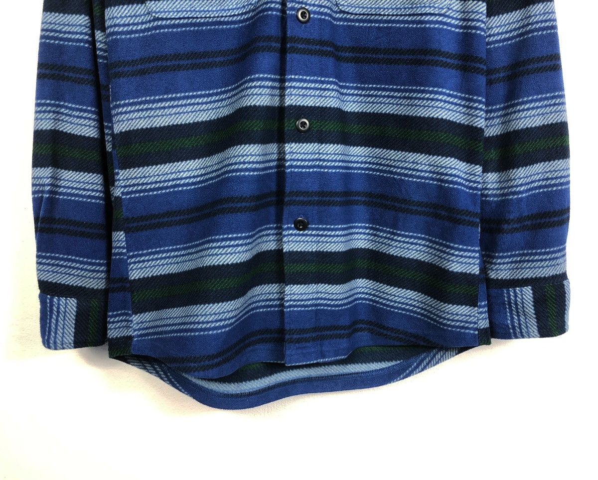 Uniqlo Rare Uniqlo Fleece Flannel Button Ups Shirt Size US M / EU 48-50 / 2 - 4 Thumbnail