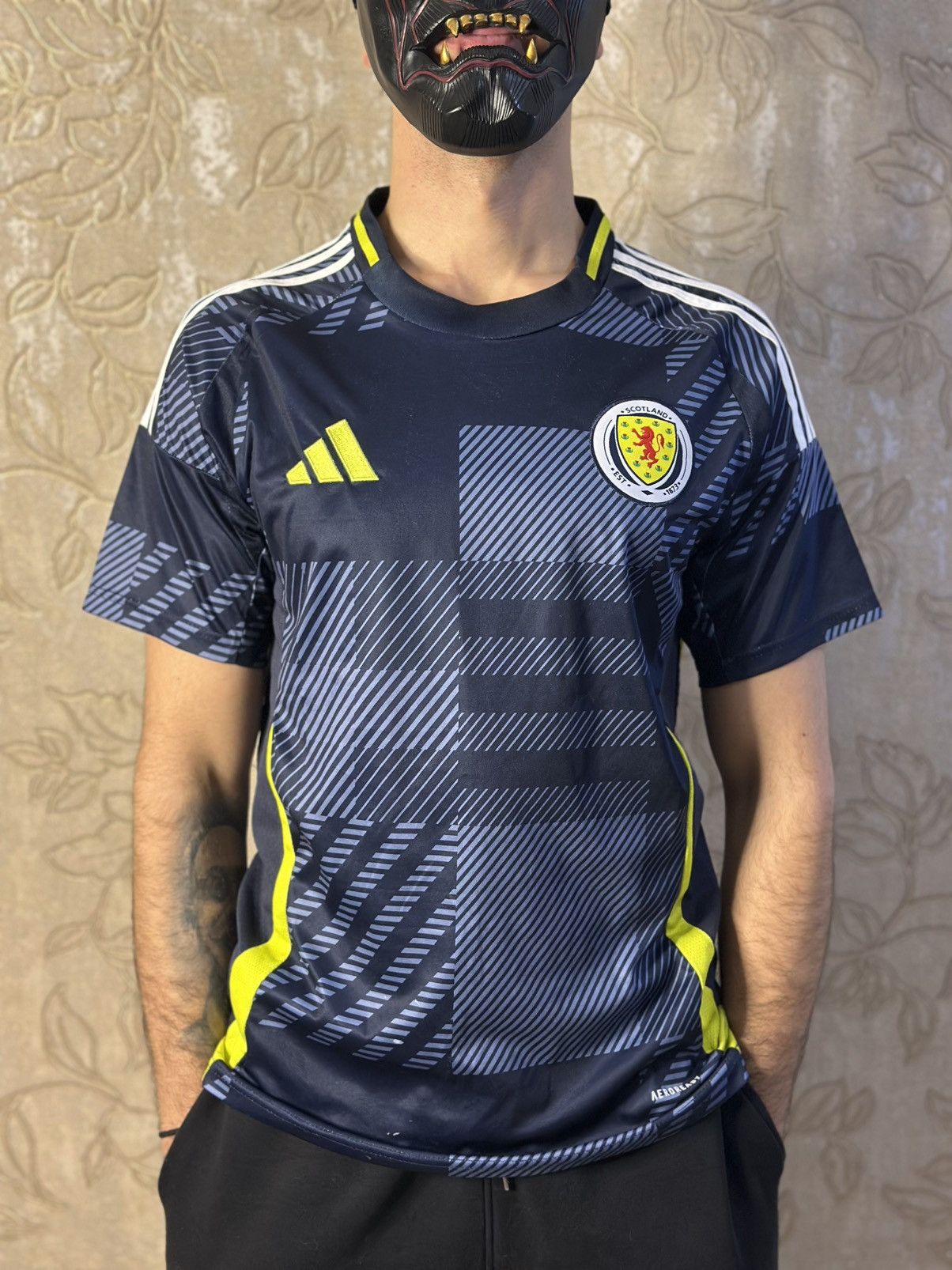 Adidas ADIDAS SCOTLAND FOOTBALL JERSEY Size US M / EU 48-50 / 2 - 1 Thumbnail