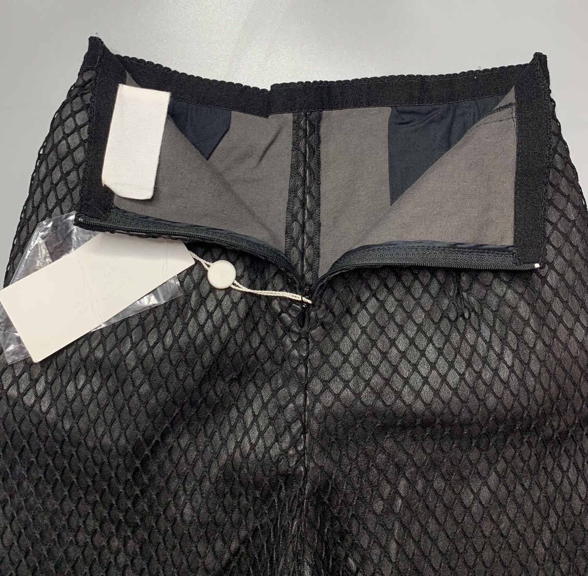 Maison Margiela Maison Margiela A/W 11 Fish Net Leather Trousers Size 27" / US 4 / IT 40 - 13 Thumbnail