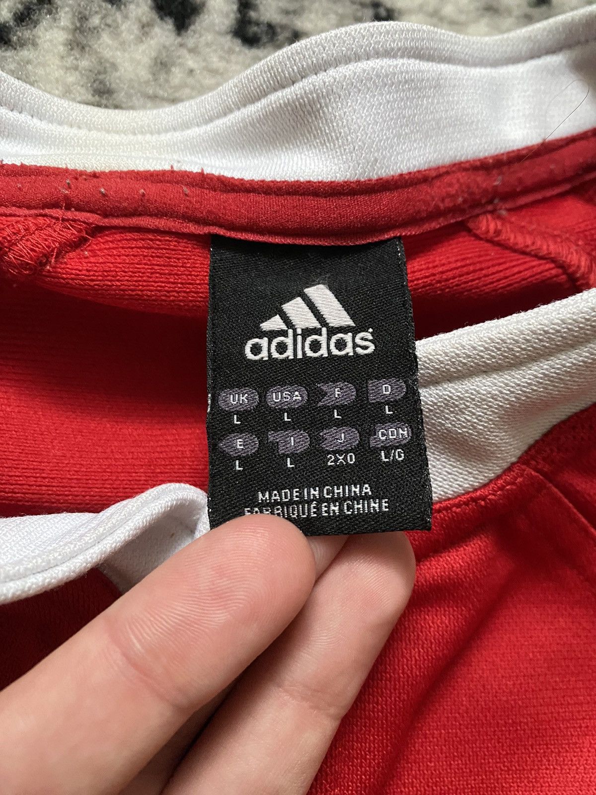 Adidas × Vintage Vintage Adidas 2005 New Zeeland Jersey Streetwear Y2k Sk8 L Size US L / EU 52-54 / 3 - 9 Thumbnail