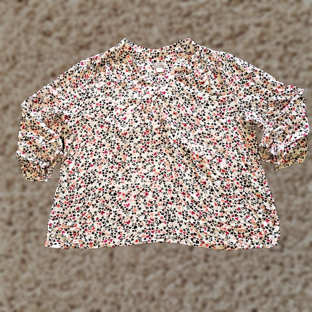 Vintage Chicos Top Womens 2XL White Pink Hearts 3/4 Sleeve V Neck Blouse Career Casual Shirt Womens Size XXL / US 16-18 / IT 52-54 - 1 Thumbnail