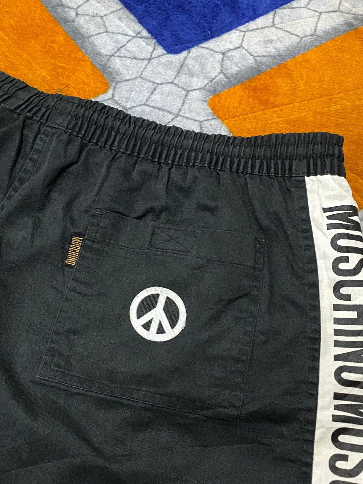 Moschino × Vintage moschino mare vintage 90s shorts Size US 38 / EU 54 - 11 Thumbnail