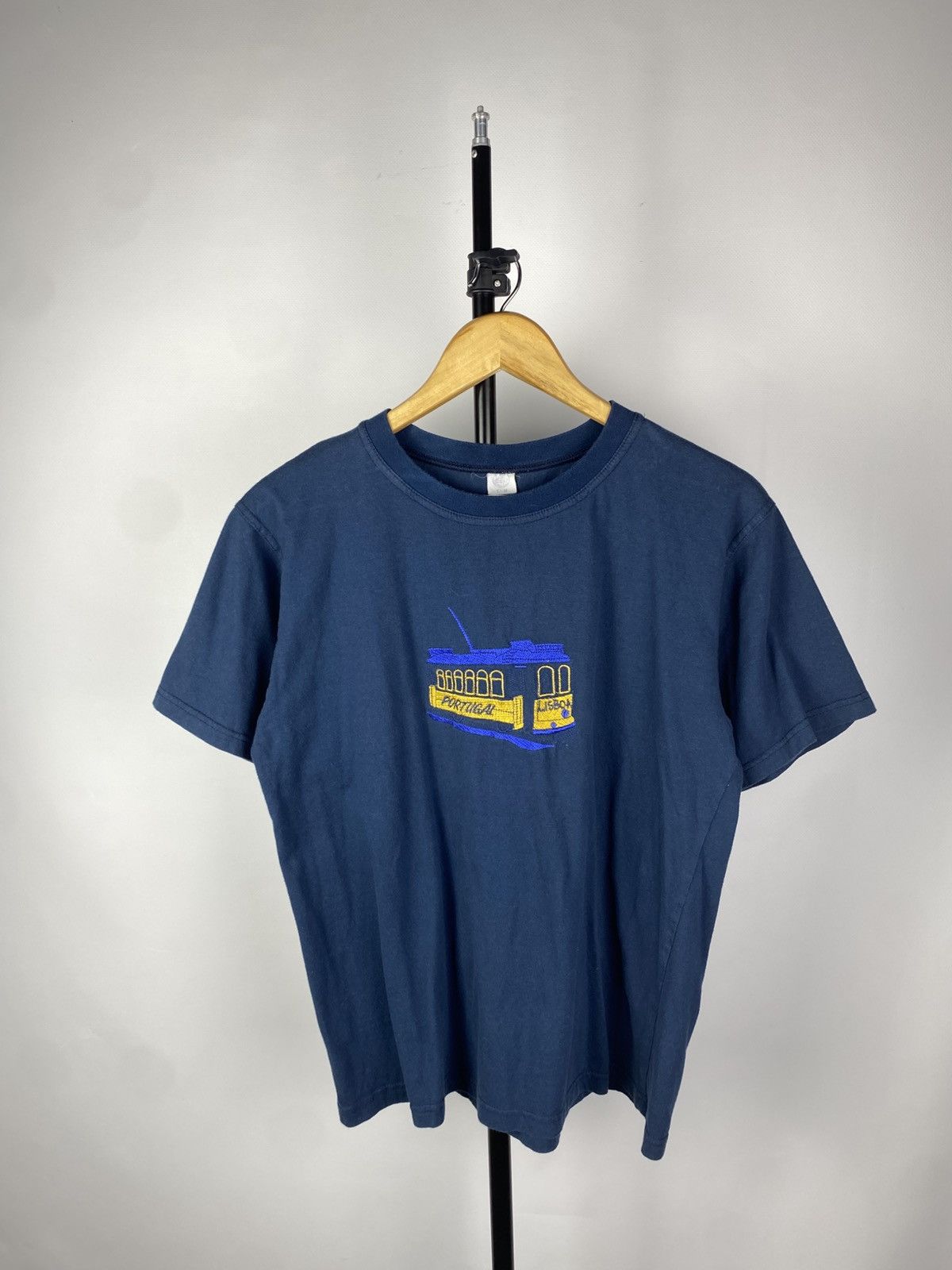 Vintage Vintage 90s PORTUGAL 🇵🇹 00S T-SHIRT Y2K Size US S / EU 44-46 / 1 - 1 Thumbnail