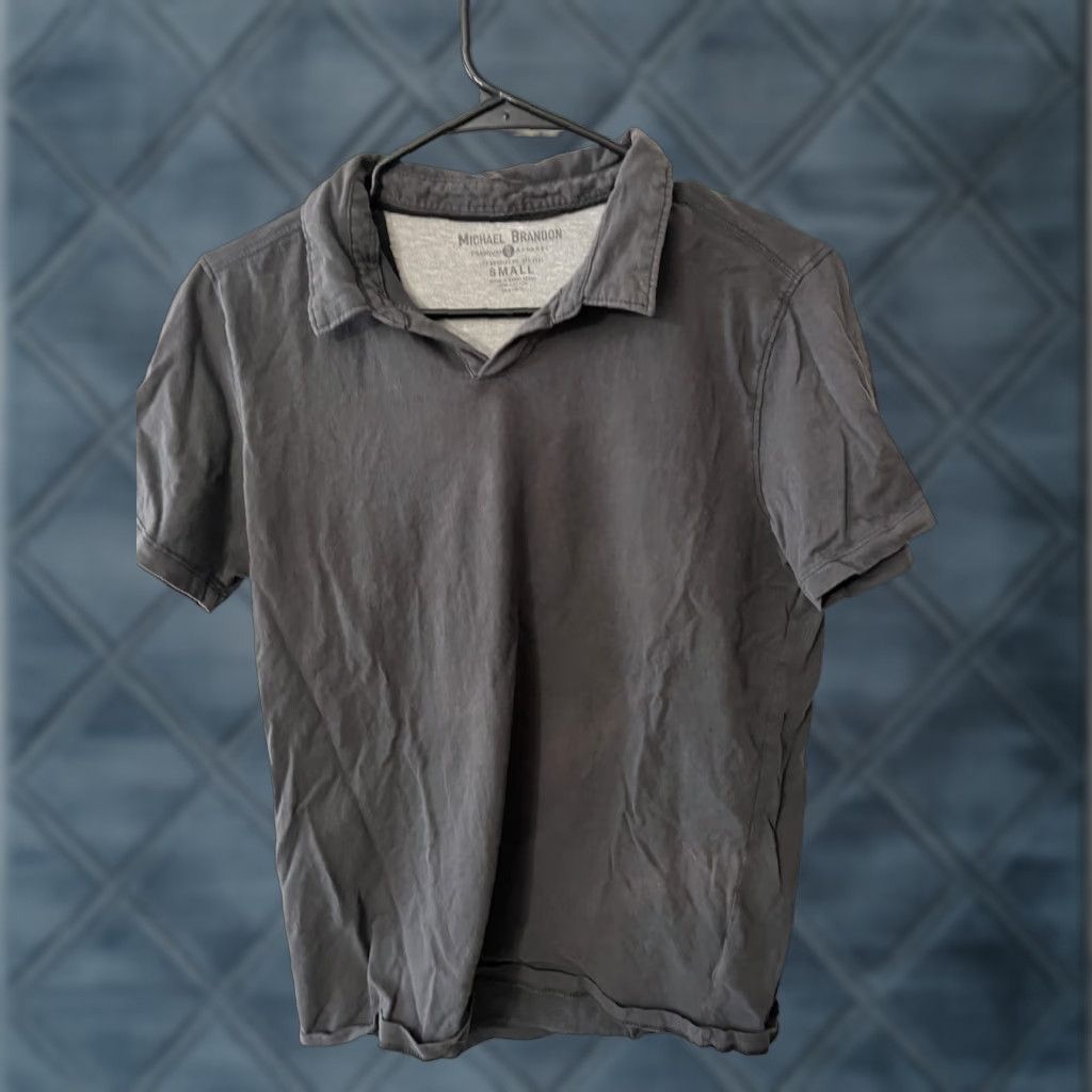 Vintage VINTAGE? Michael Brandon Polo Shirt Mens Small Gray Solid Short Sleeve Adult Small Gray Polo Mens S Size US S / EU 44-46 / 1 - 1 Thumbnail