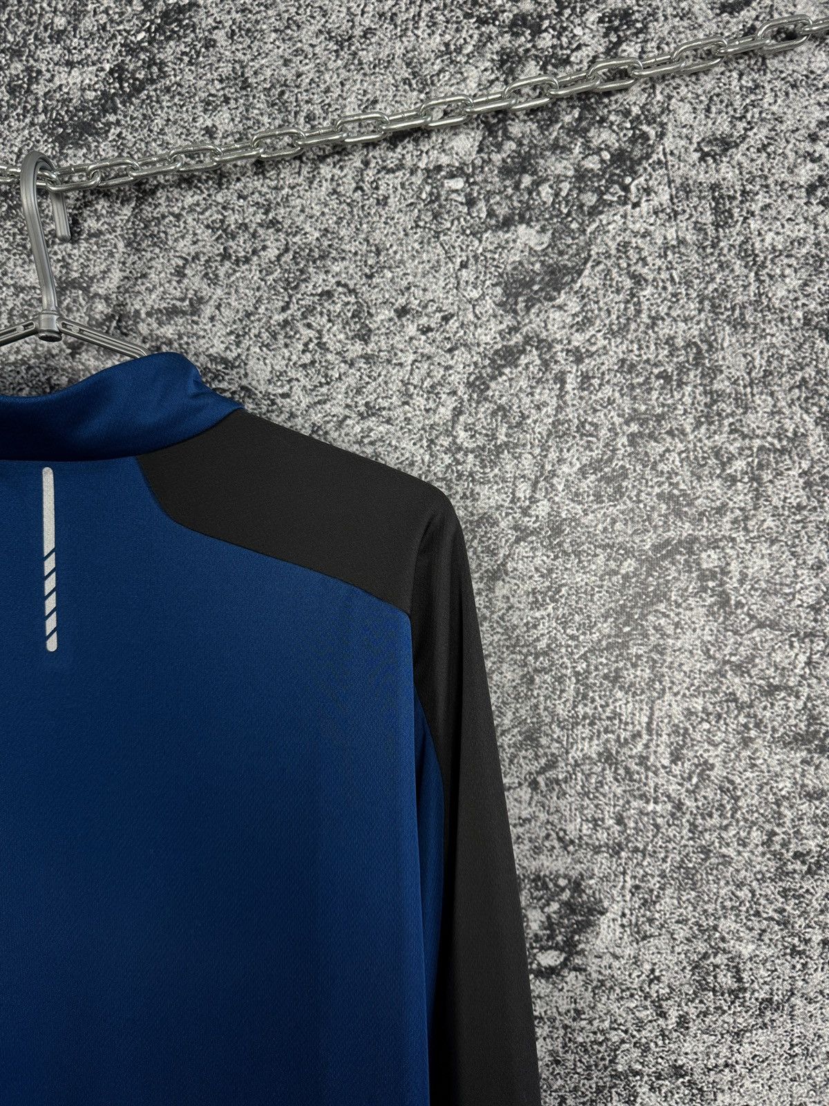 Vintage Rohan Half Zip Pullover Outdoor Trekking Long Sleeve Size L Size US L / EU 52-54 / 3 - 12 Thumbnail