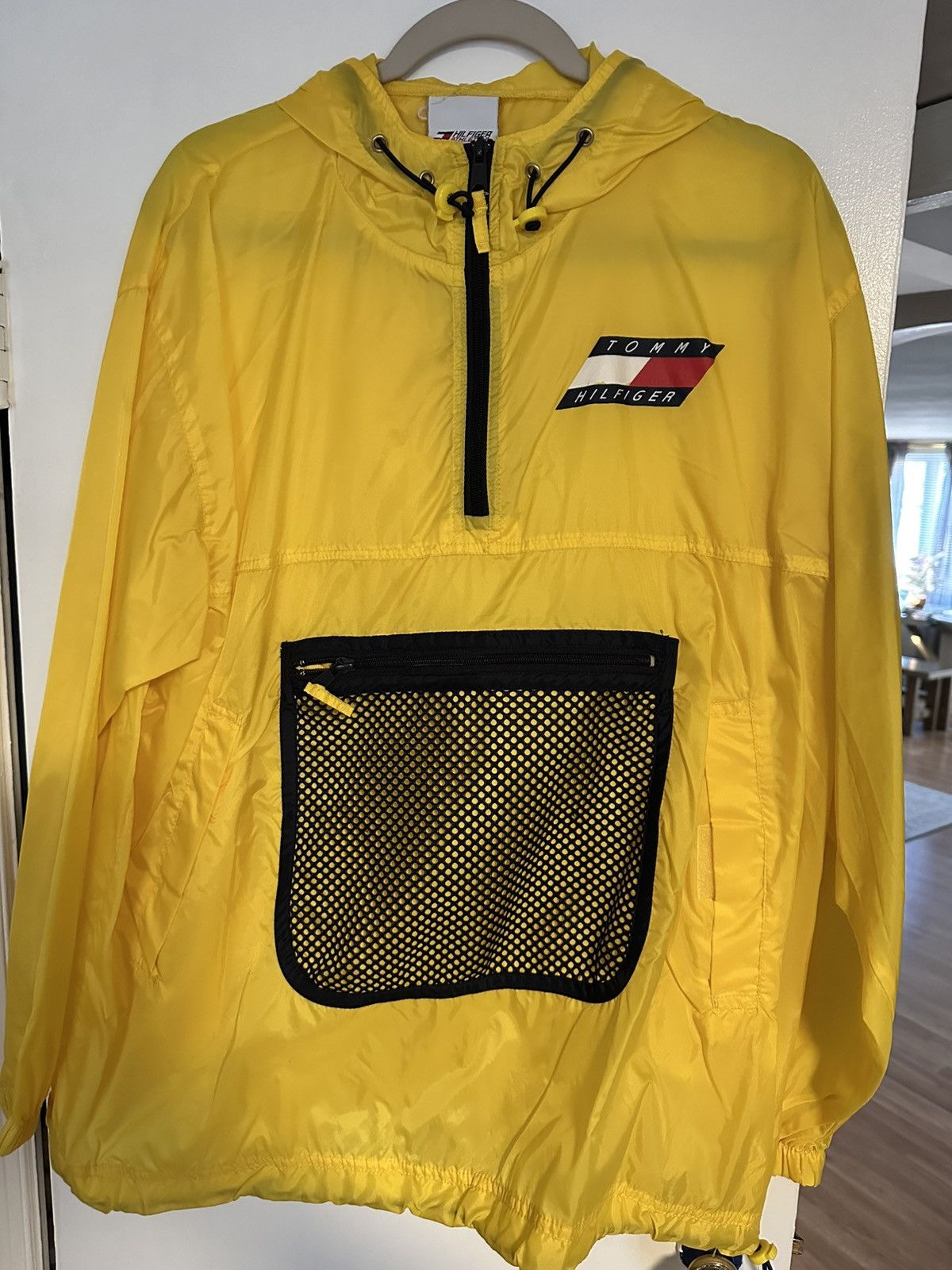 Tommy Hilfiger Vintage Tommy Hilfiger Rain Jacket Size US L / EU 52-54 / 3 - 1 Thumbnail