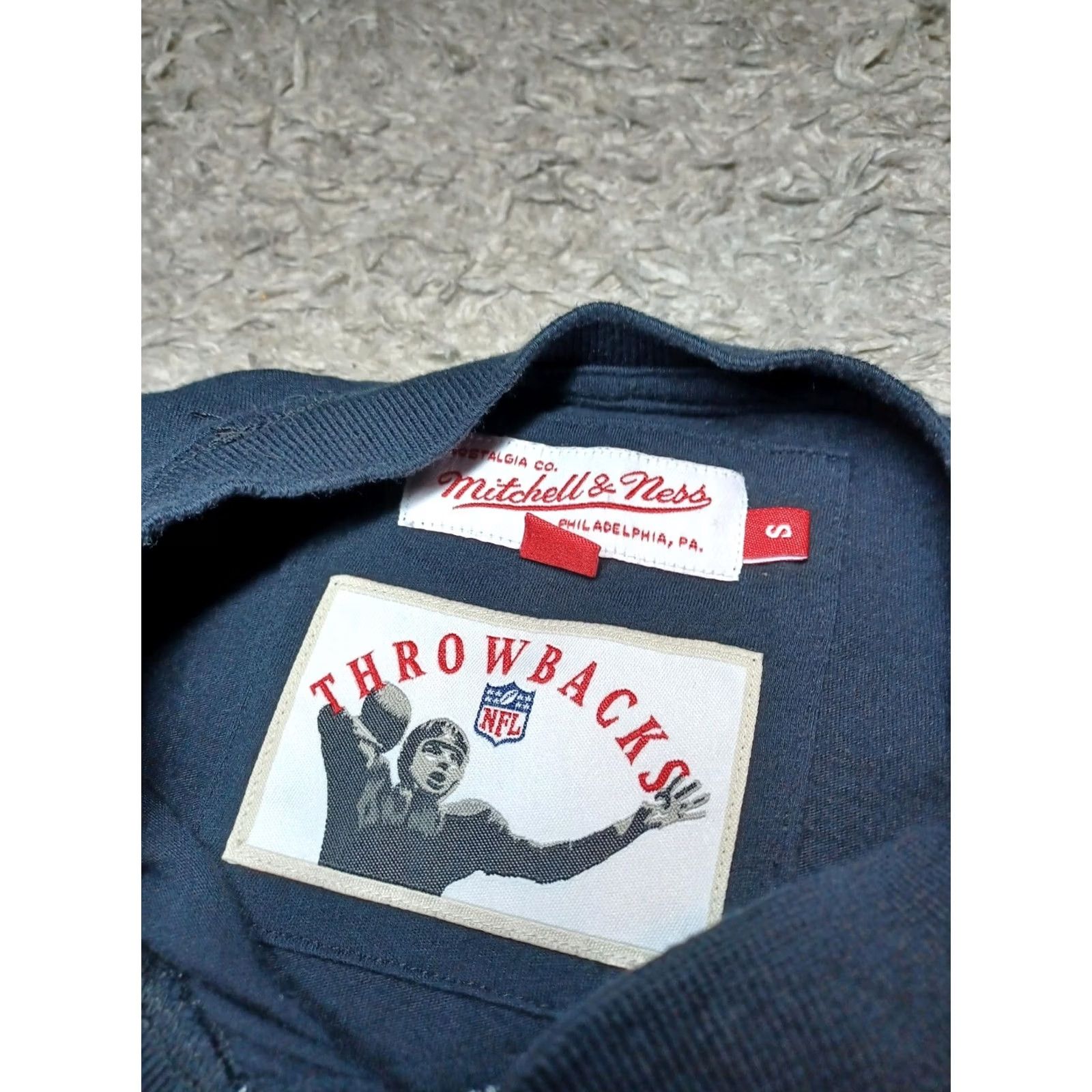 Mitchell & Ness Mitchell & Ness Shirt Mens S Black Throwback Eagles Adult Sleeve Henley Size US S / EU 44-46 / 1 - 5 Thumbnail