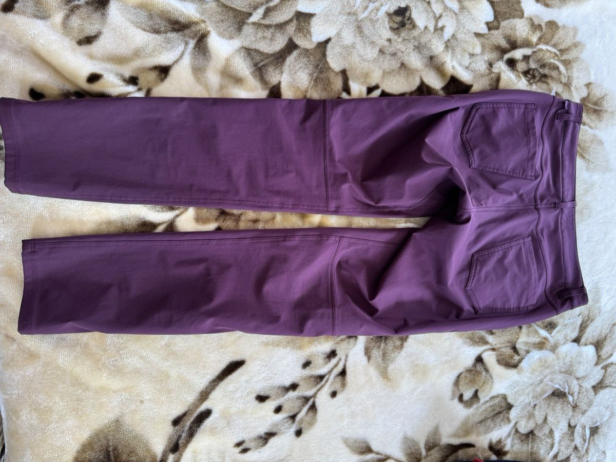 Lululemon Lululemon Pants 32 Waist, Slim Size US 32 / EU 48 - 2 Thumbnail