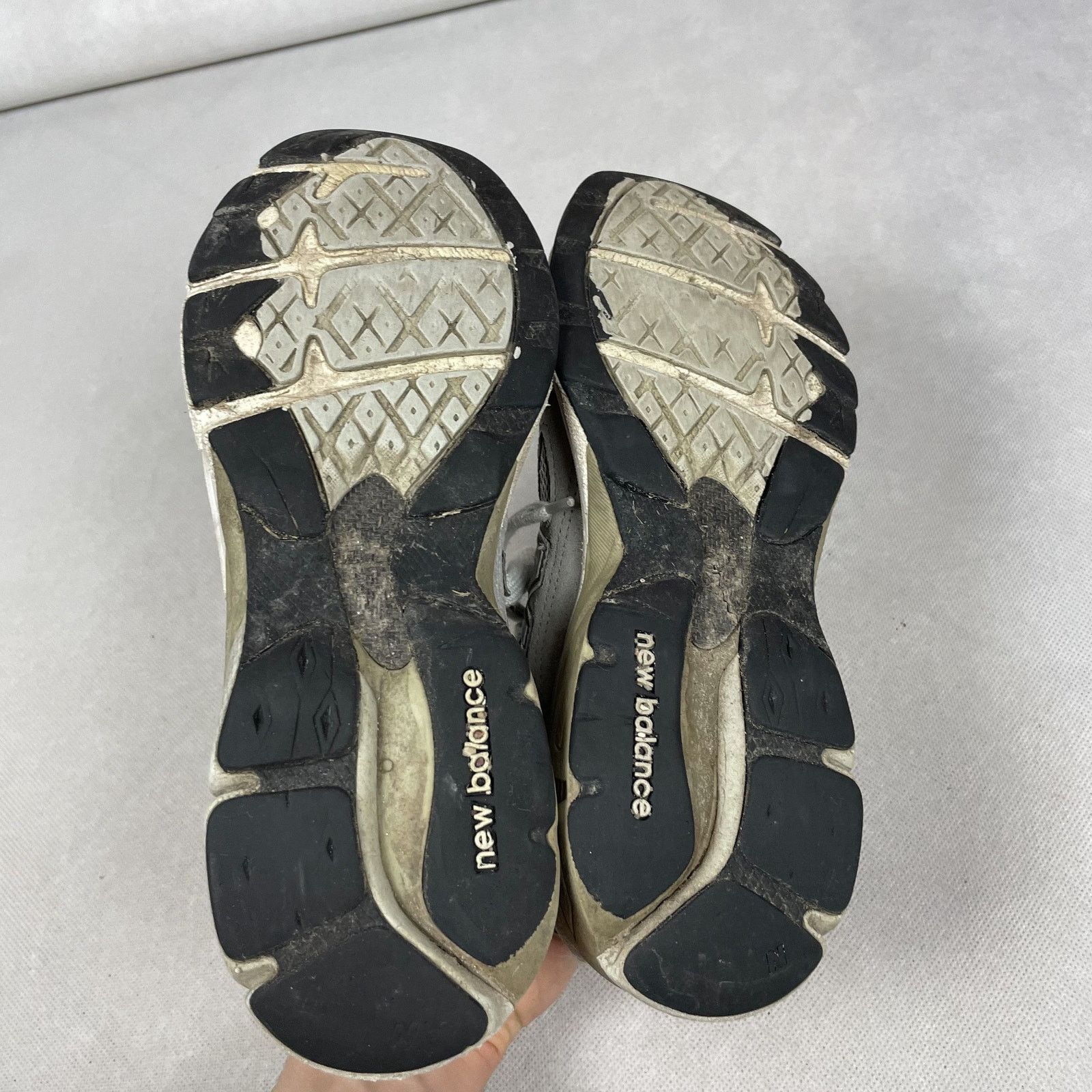 New Balance New Balance Gray Leather Lace Up Athletic Sneaker Shoes Size US 6 / IT 36 - 12 Thumbnail
