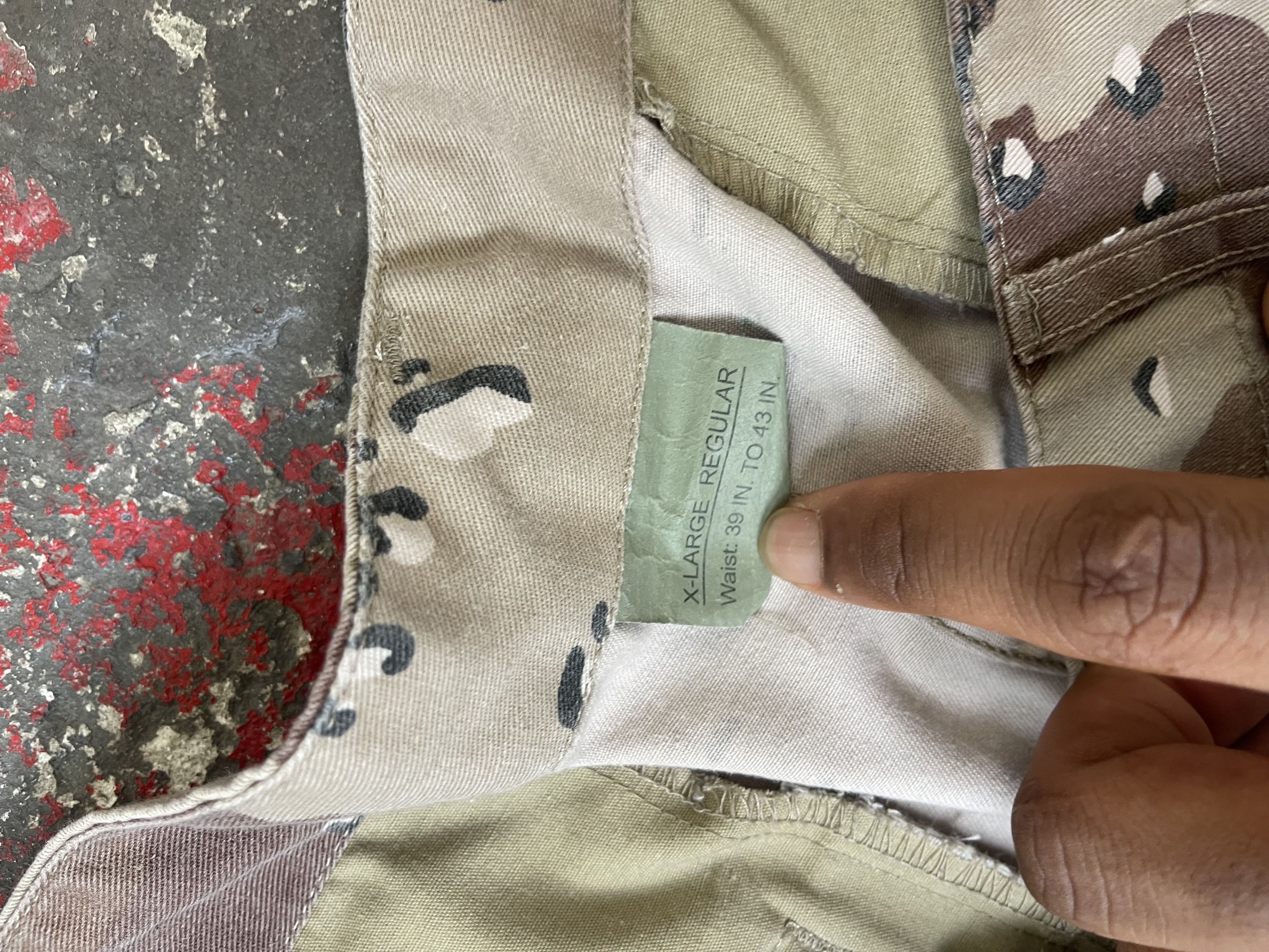 Other Camo Shorts Size US 39 - 11 Thumbnail