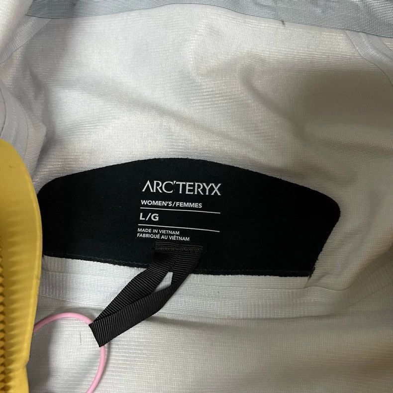 Arc'teryx Arcteryx Sentinel Jacket Women's Yellow Size US L / EU 52-54 / 3 - 7 Thumbnail