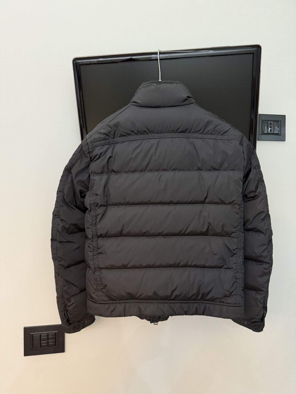 Moncler Moncler Jacket for mens Size US S / EU 44-46 / 1 - 3 Thumbnail