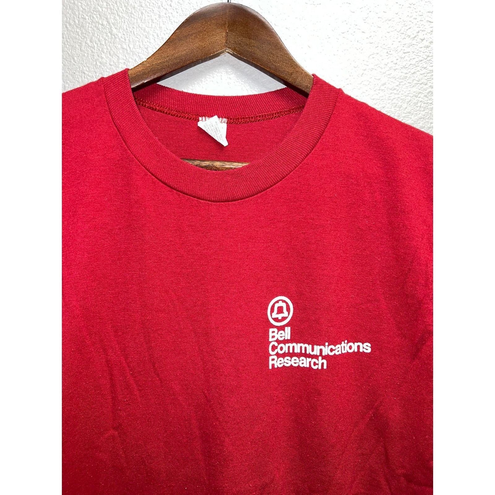 Velva Sheen Vintage Bell Communications Shirt Research Red Tee 70s 80s M Size US M / EU 48-50 / 2 - 2 Thumbnail
