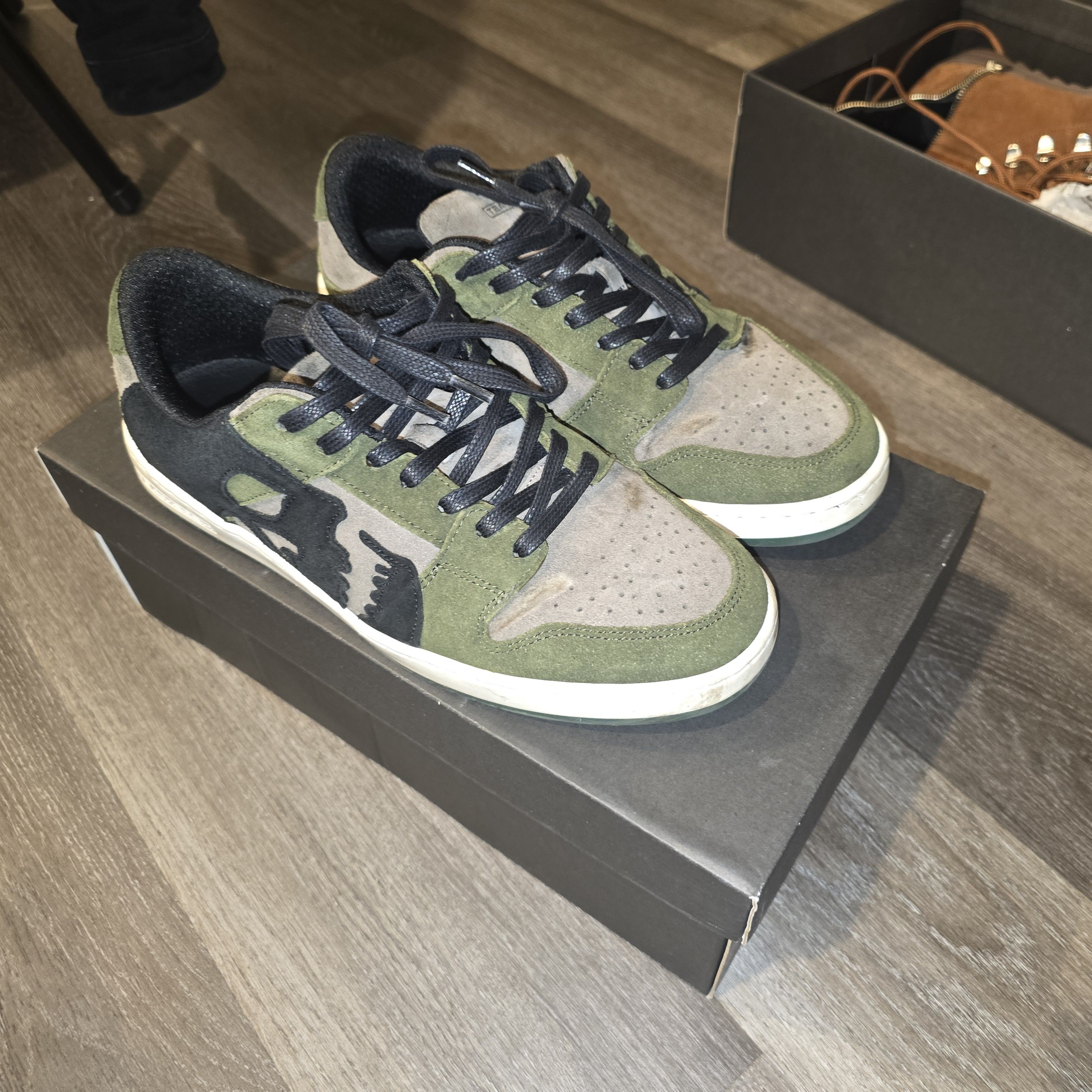 TeamSESH Bones x Teamsesh skull steppers Size US 7 / EU 40 - 1 Thumbnail
