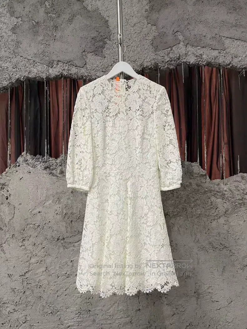 Other Valentino Lace dress Size XS / US 0-2 / IT 36-38 - 1 Thumbnail
