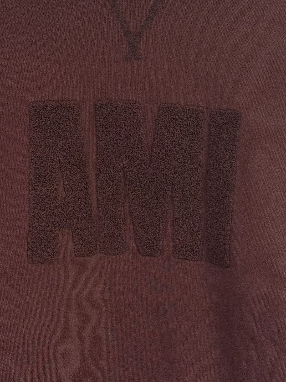 AMI AMI Paris Burgundy Crewneck w textured logo Size US M / EU 48-50 / 2 - 5 Thumbnail