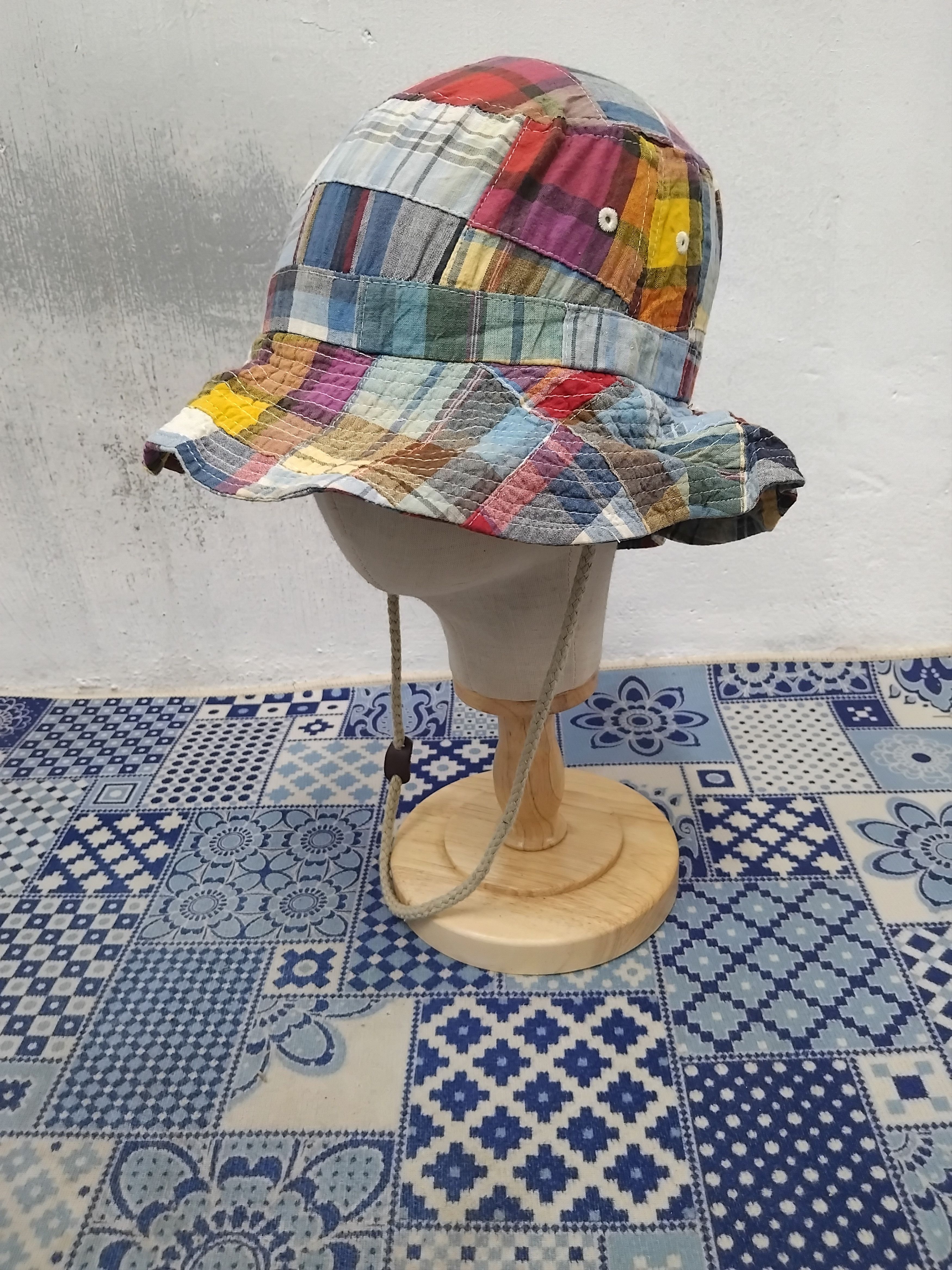 Japanese Brand 💥Pony go round checkered multicolour hat Size ONE SIZE - 1 Thumbnail