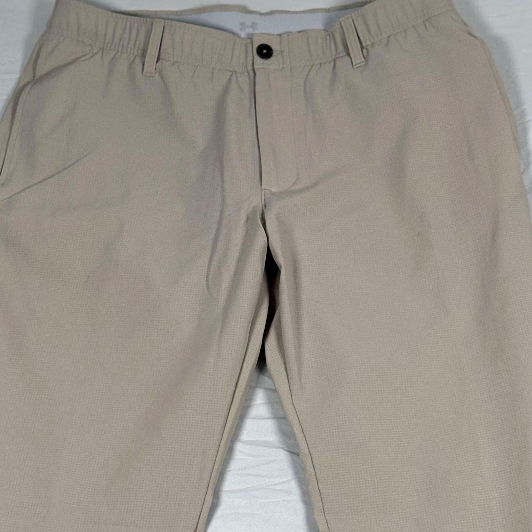 Under Armour Under Armour Golf Pants Mens 36x32 Beige Elastic Waist 100% Polyester Khakis Pockets Inseam 32 Golfcore Nike Size US 36 / EU 52 - 3 Thumbnail