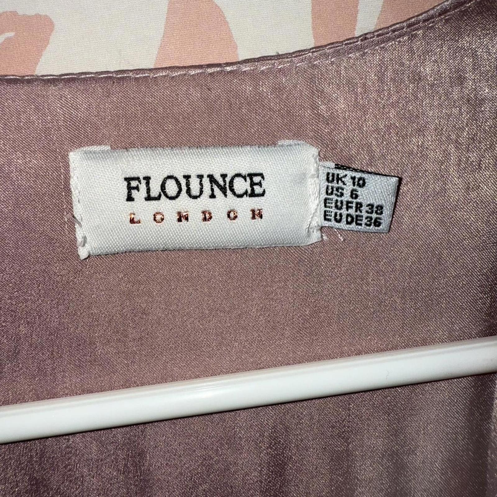 Designer Flounce London satin long sleeve wrap maxi dress Size M / US 6-8 / IT 42-44 - 6 Thumbnail