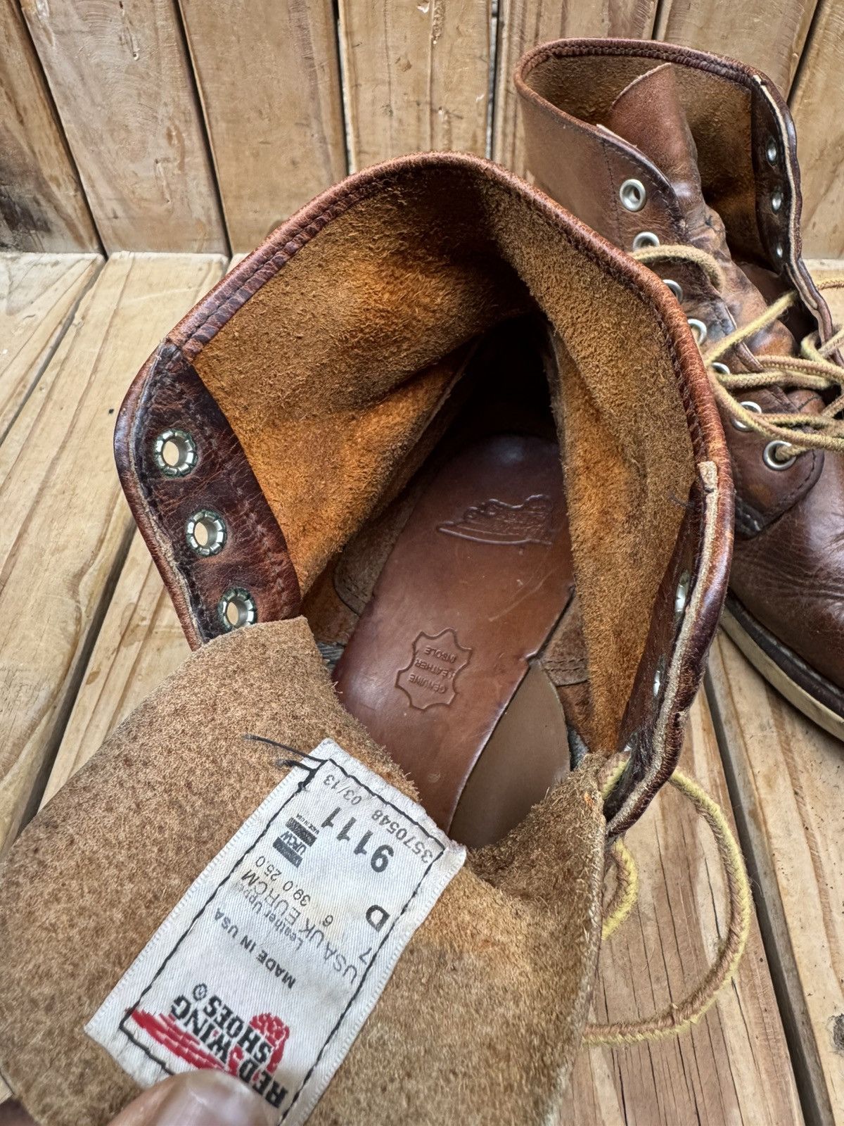Red Wing Red Wing 9111 Chukka Brown leather boots EUR 39 UK 6 US 7 D Size US 7 / EU 40 - 25 Thumbnail