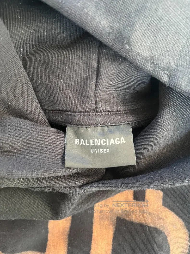 Balenciaga Balenciaga Letter Printed Distressed Hooded Sweatshirt Size US S / EU 44-46 / 1 - 3 Thumbnail
