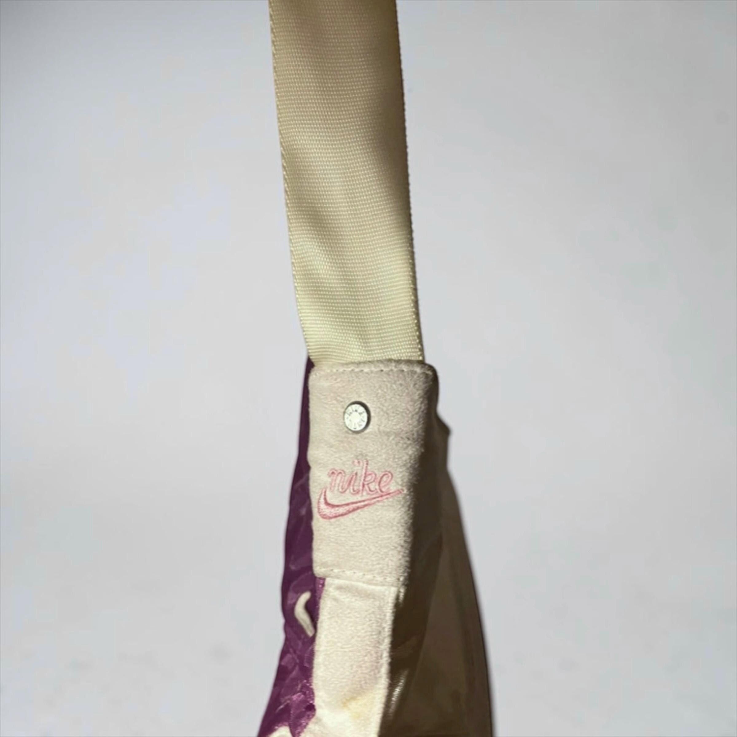 Nike The Nike Mini Baguette Sneaker Sole Bag Size ONE SIZE - 5 Thumbnail