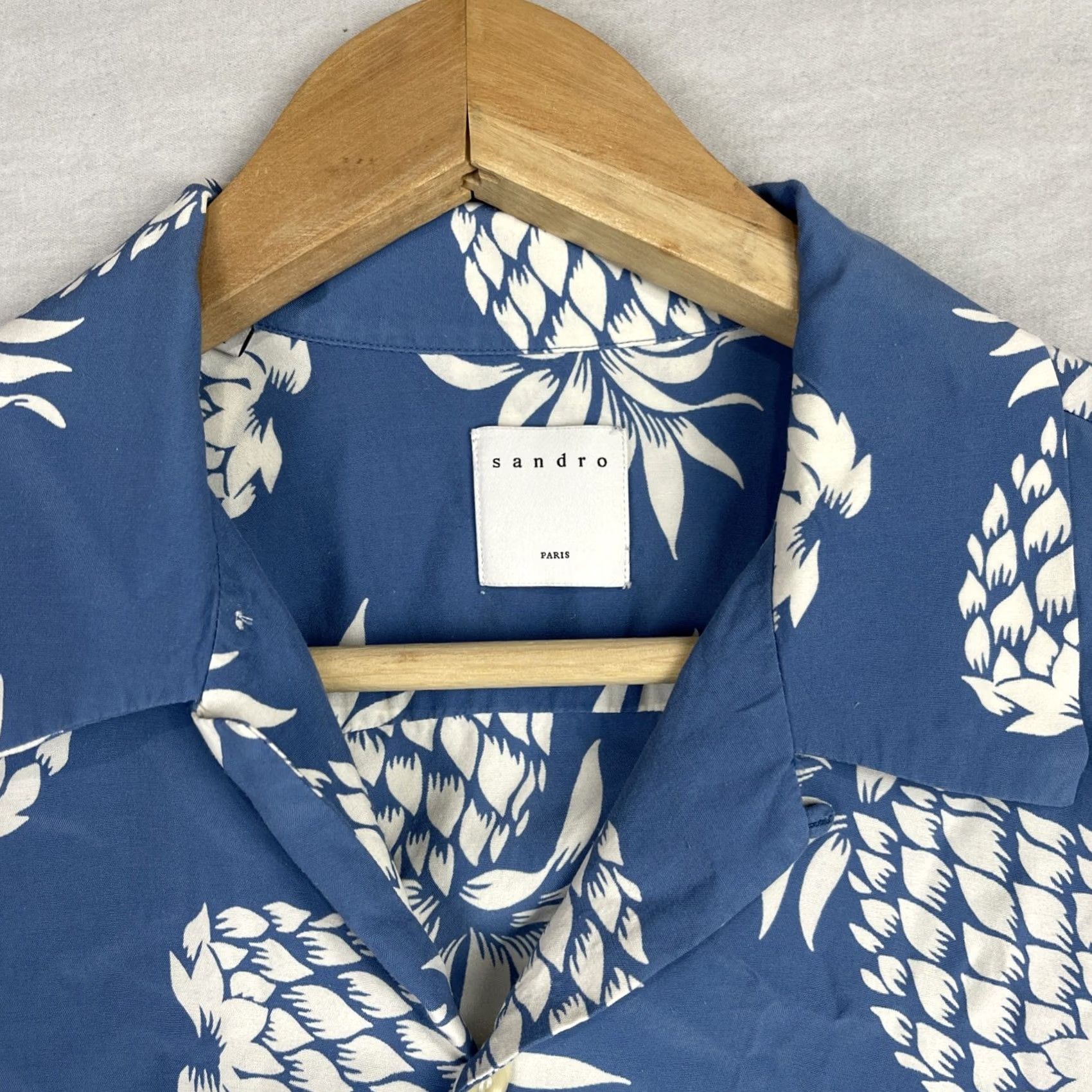 Sandro Sandro Paris Shirt Mens Medium Blue White Pineapple Hawaiian Aloha Camp Collar Shirt Beach Hawaii Sandro Mens Shirt Casual Button-Up Your Title Here Size US M / EU 48-50 / 2 - 4 Thumbnail