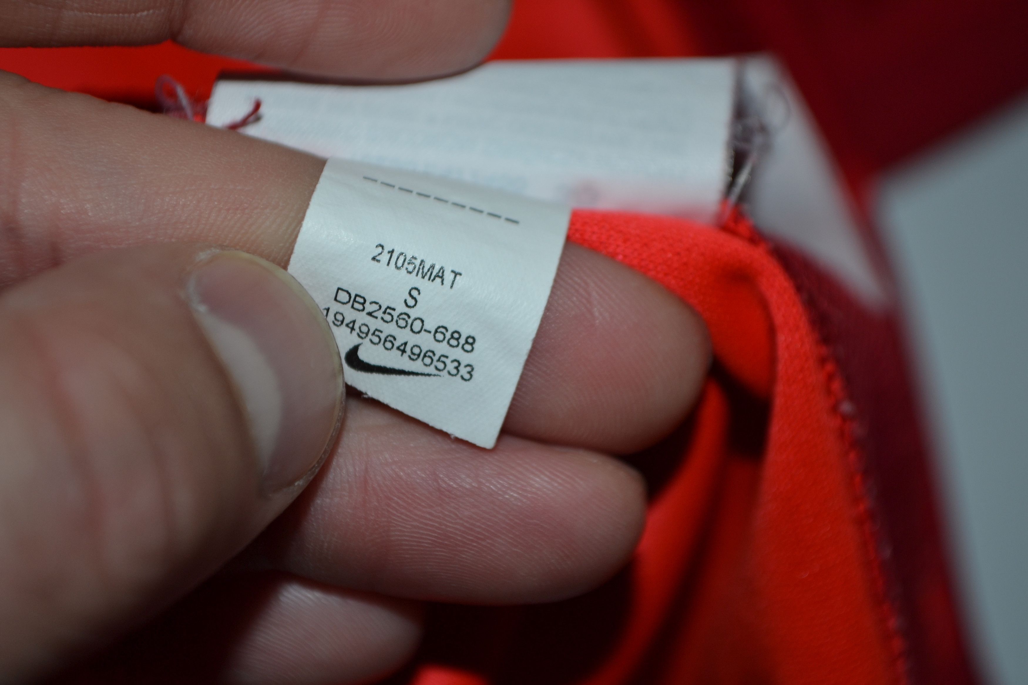 Nike Liverpool Home Kit Shirt 2021 2022 Soccer Jersey Size US S / EU 44-46 / 1 - 8 Thumbnail