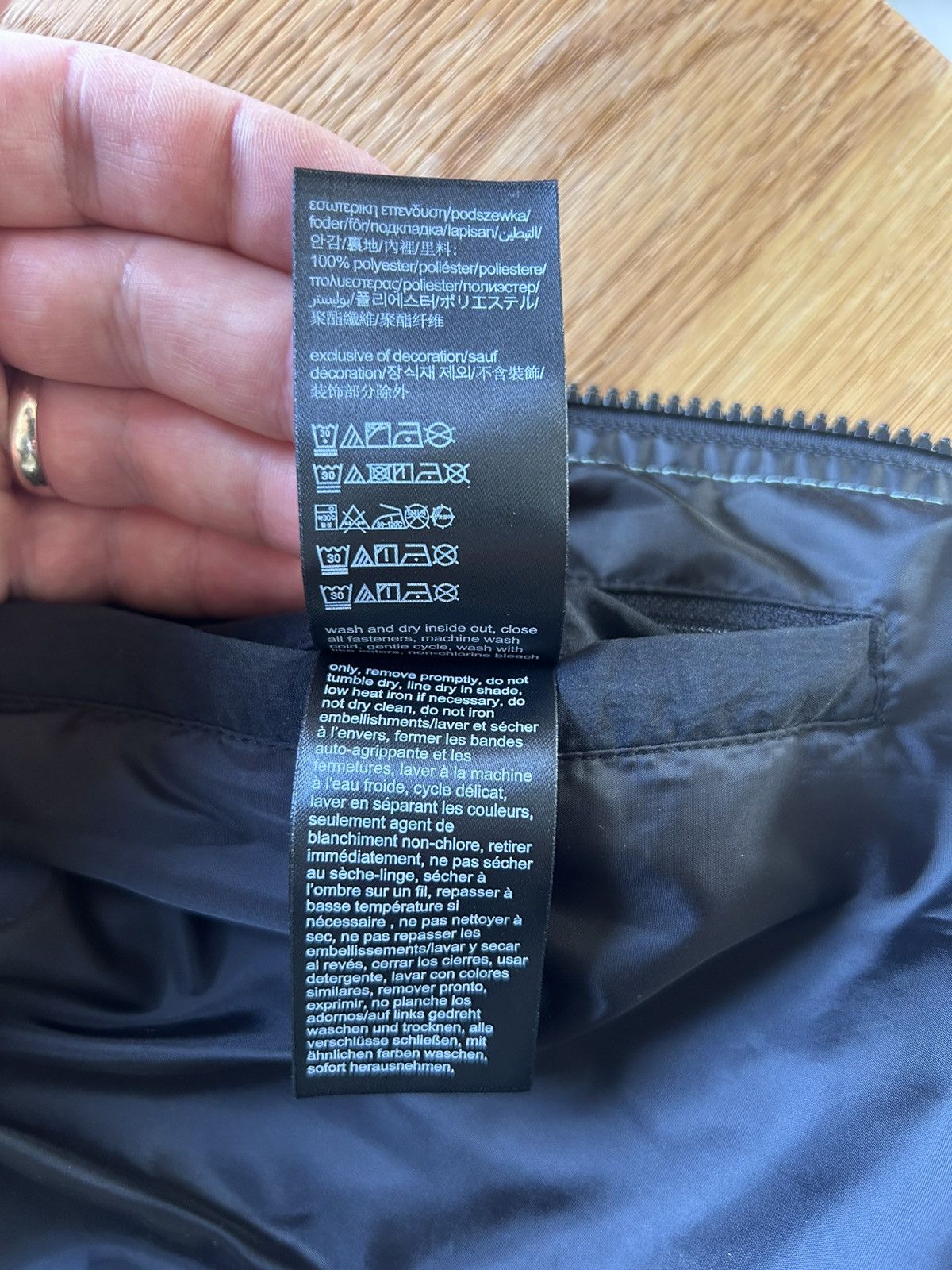 Calvin Klein Calvin Klein Jeans Lightweight Windbreaker Size US L / EU 52-54 / 3 - 8 Thumbnail