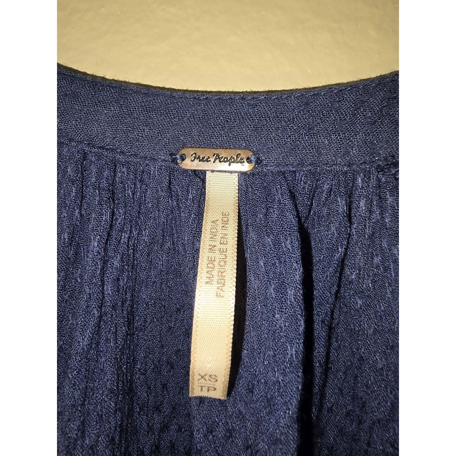 Free People Free People Go Lightly Deep V-Neck Swing Mini Dress Size XS Size XS / US 0-2 / IT 36-38 - 2 Thumbnail