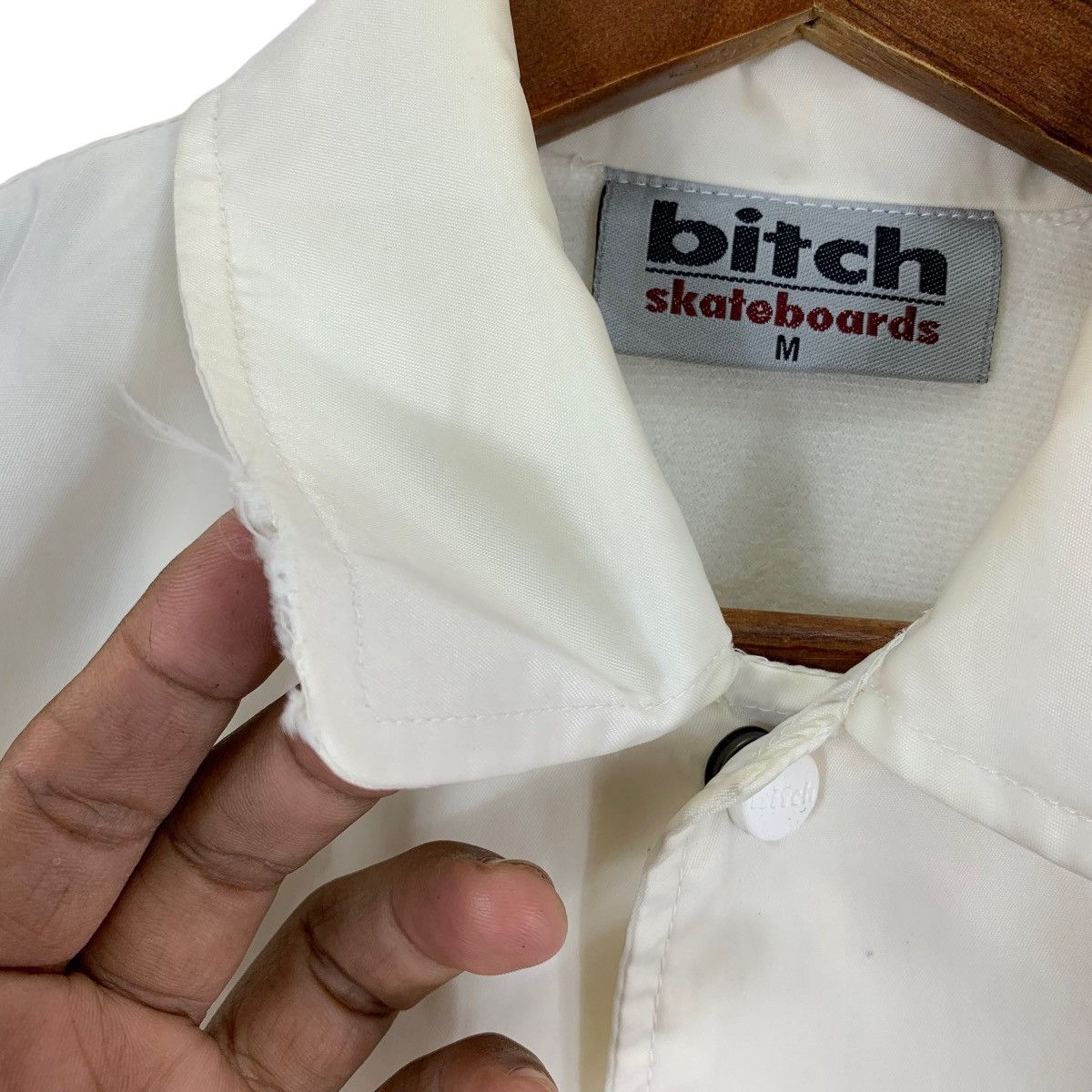 Vintage 🔥🔥🔥BITCH SKATEBOARD SNAP BUTTON LIGHT JACKET Size US M / EU 48-50 / 2 - 6 Thumbnail