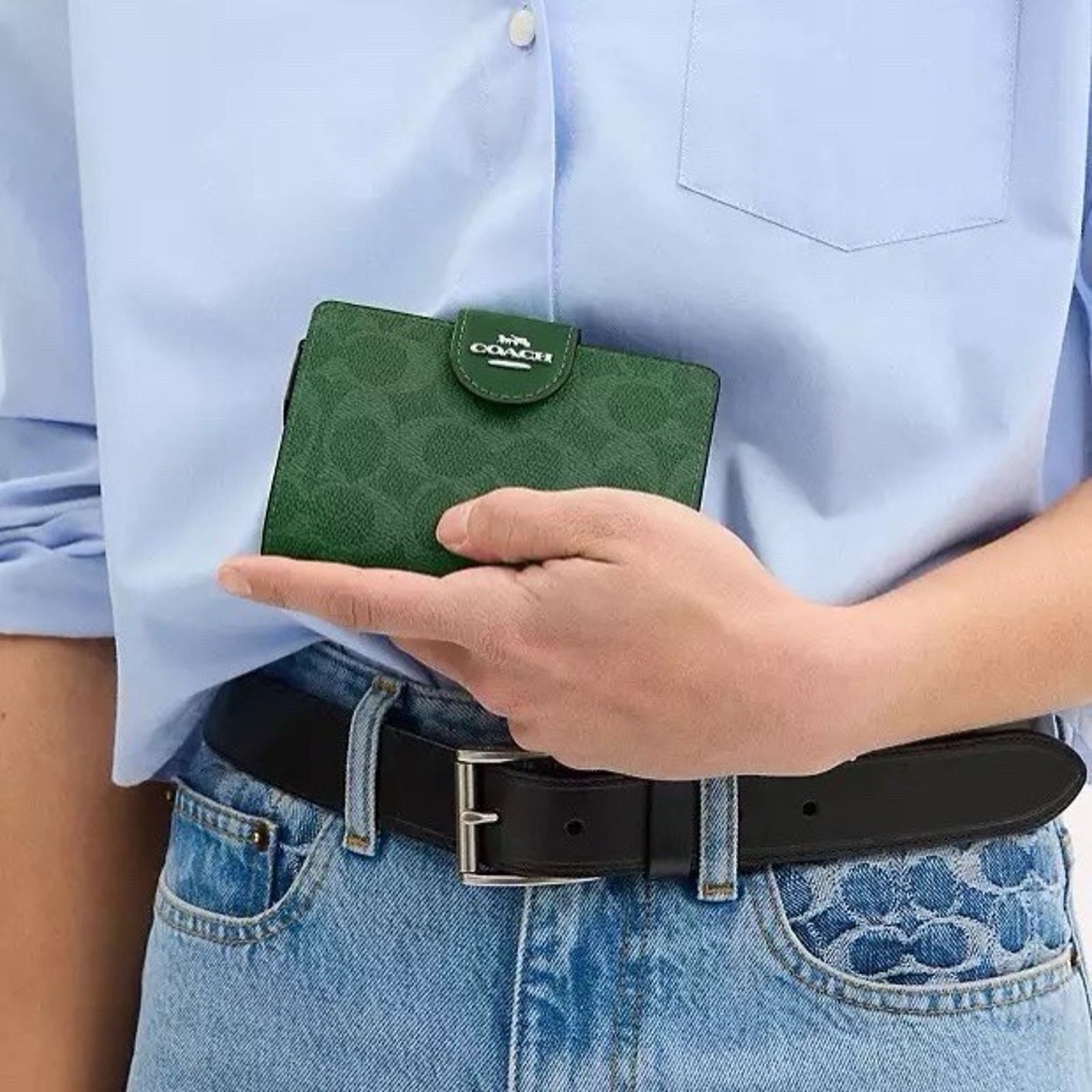 Coach NWT Coach Medium Corner Zip Wallet CW786 Silver/Bright Jade Size ONE SIZE - 7 Thumbnail