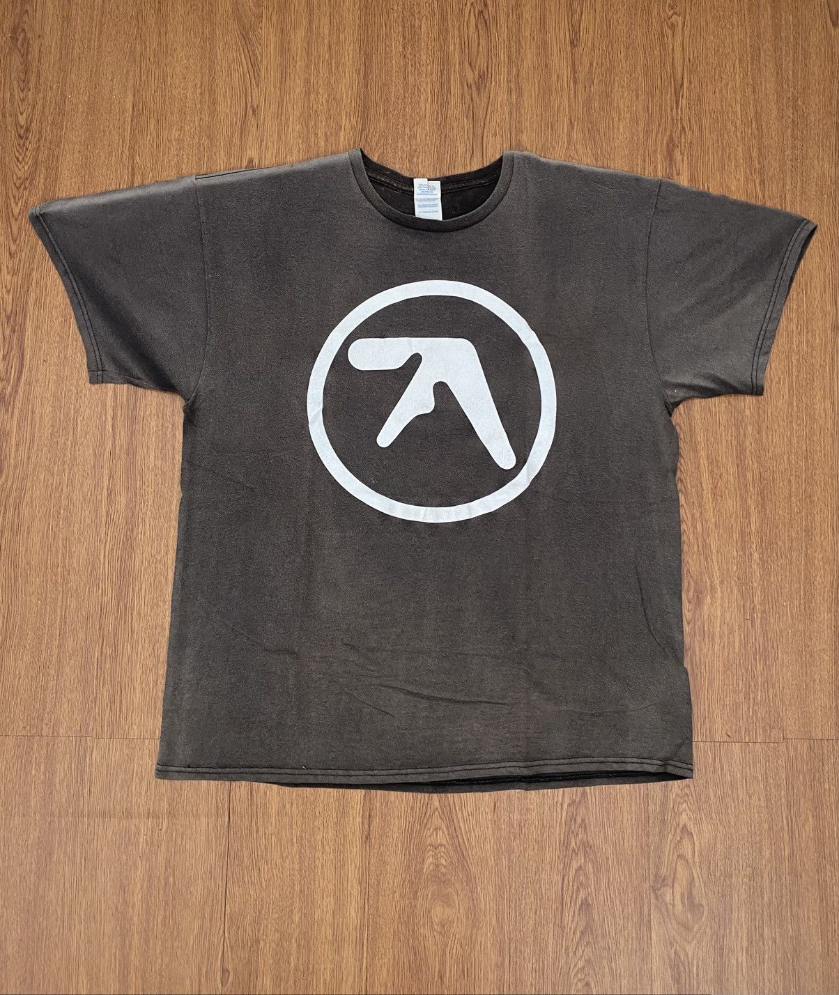 Band Tees aphex twin logo t-shirt Size US XL / EU 56 / 4 - 1 Thumbnail