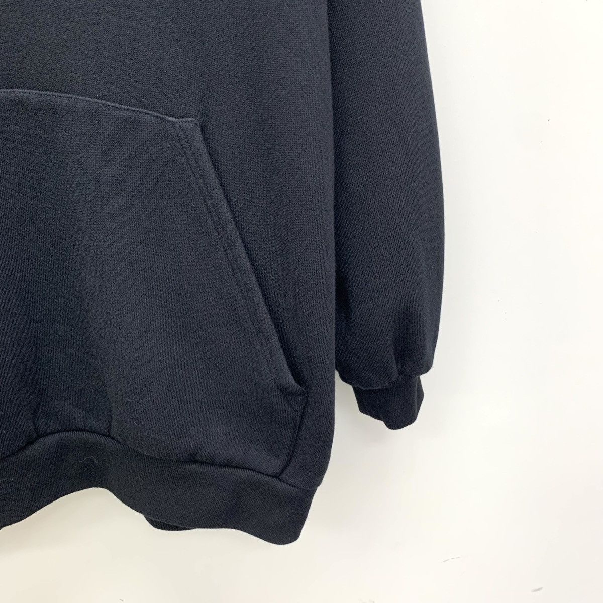 Gucci Gucci Black Logo Embroidered Cotton Hooded Sweatshirt K26WX Size XS / US 0-2 / IT 36-38 - 4 Thumbnail