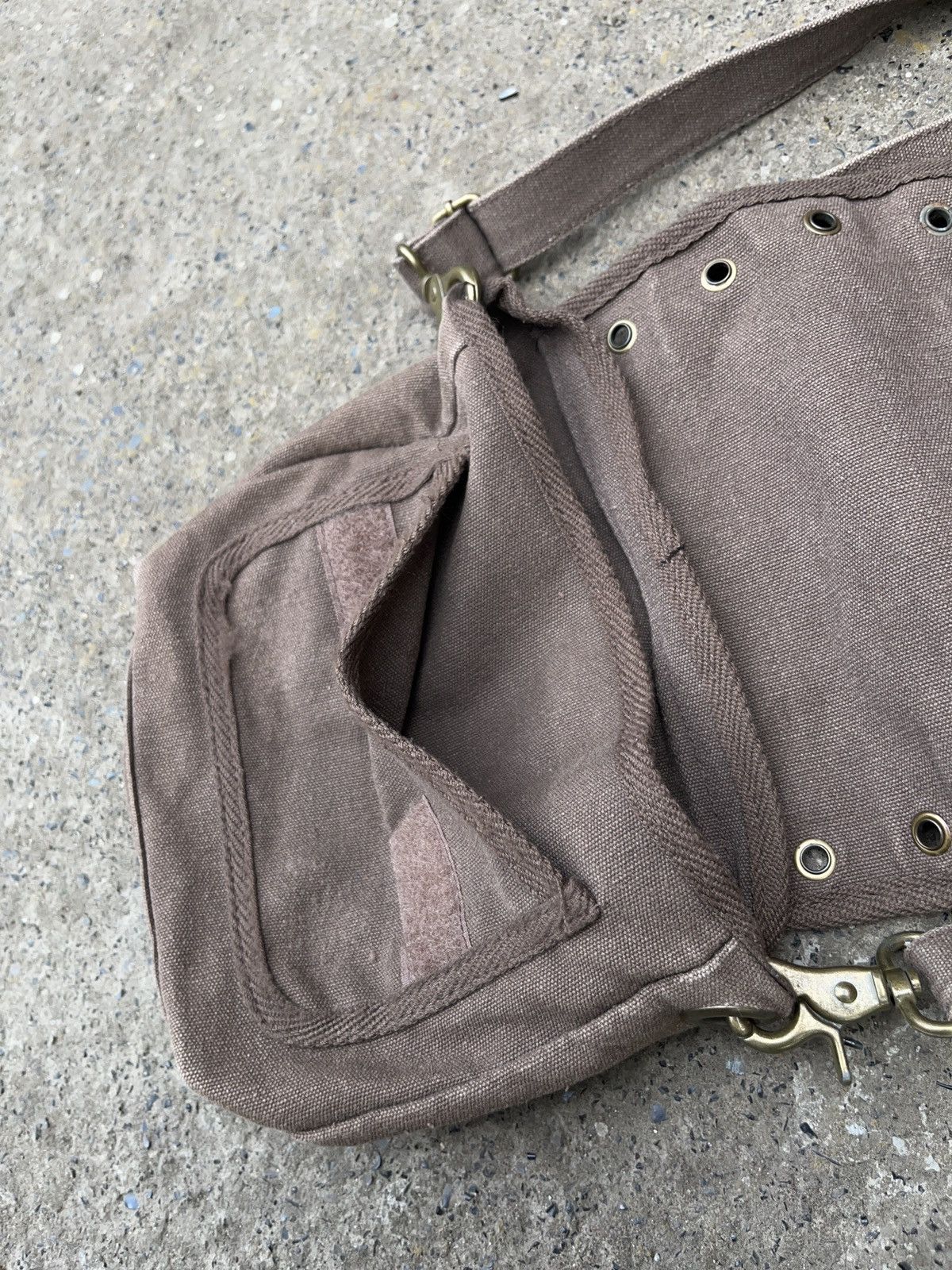 NHL × Vintage Vintage Y2K Crossbody Mini Bag West Camp Ontario Brown Size ONE SIZE - 8 Thumbnail