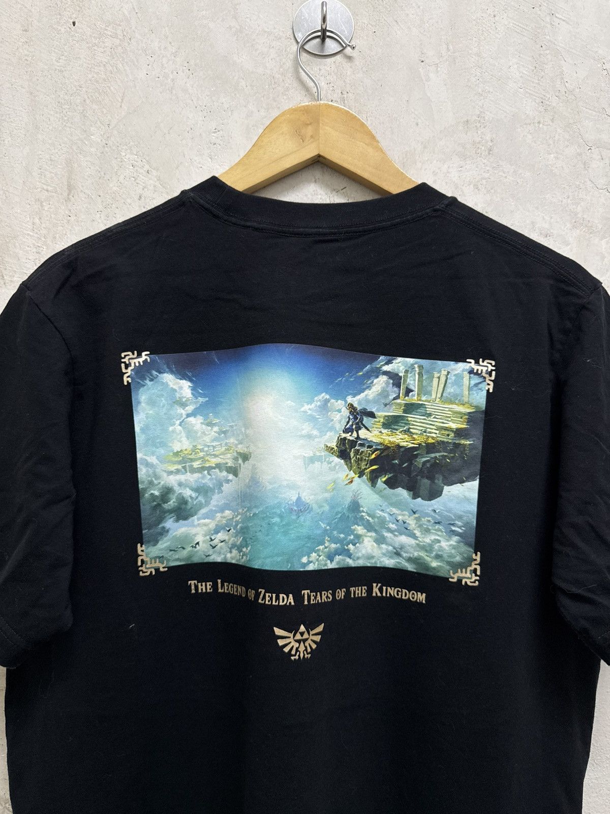 Playstation Legend of Zelda Tears of Kingdom Video Game Promo Tee Size US L / EU 52-54 / 3 - 2 Thumbnail
