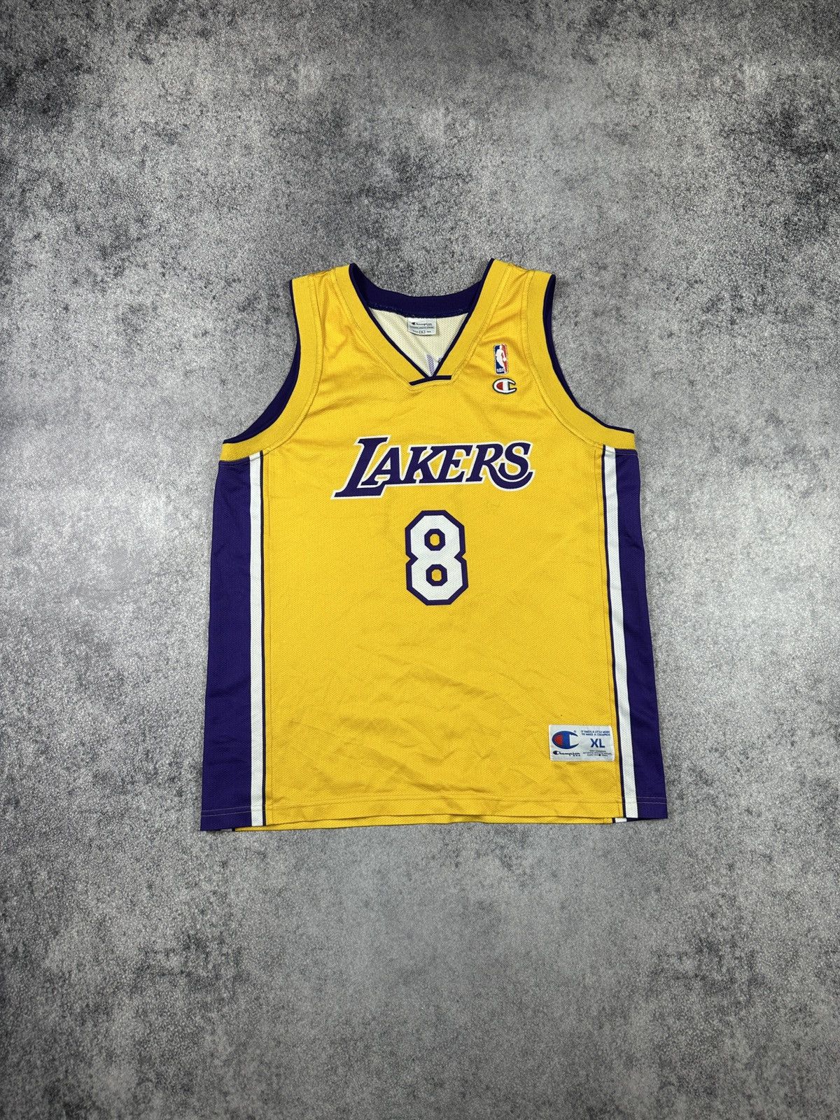 Champion Vintage Champion Lakers 8 Bryant Basketboll Jersey XL NBA Size US XL / EU 56 / 4 - 1 Thumbnail