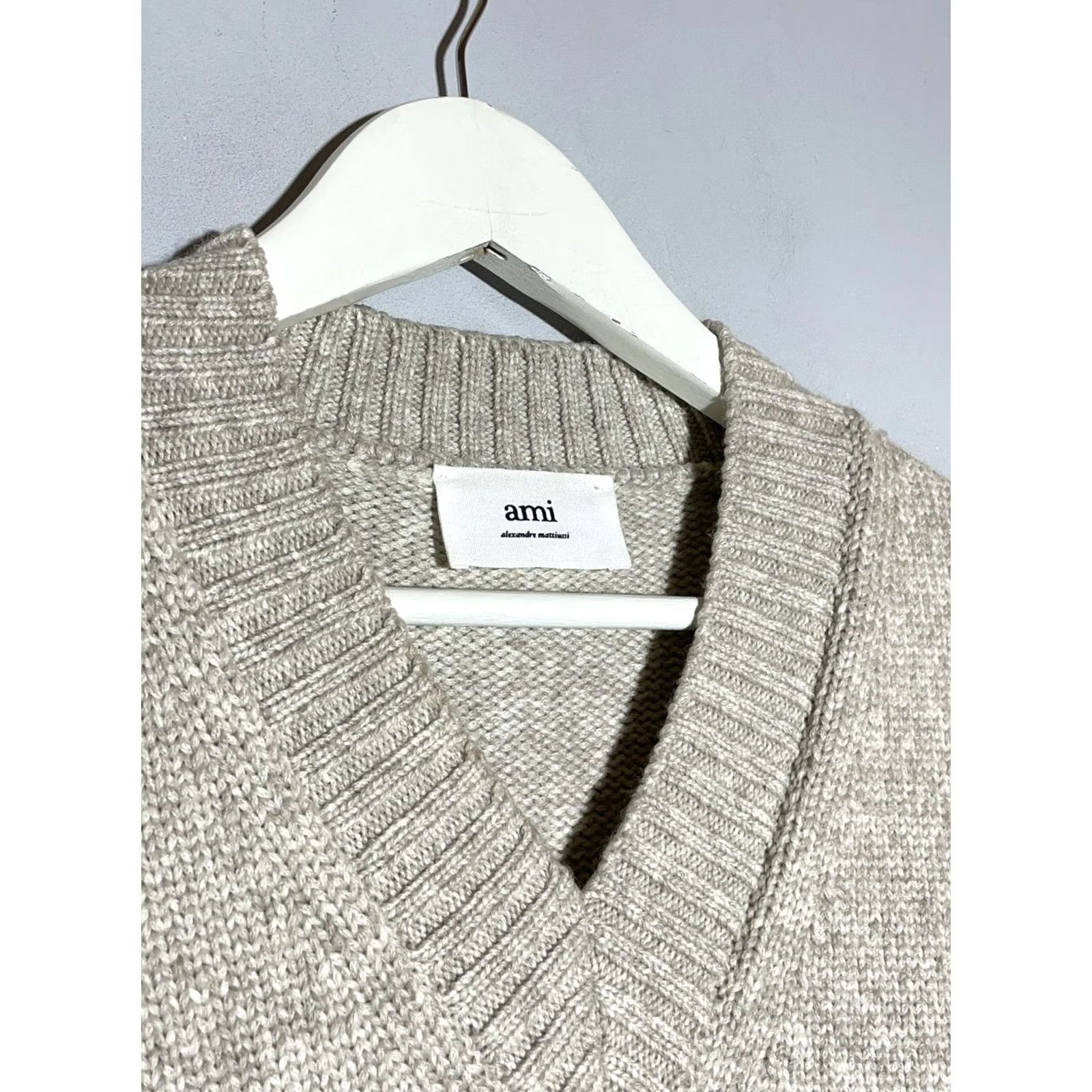Vintage AMI Paris Alexandre Mattiussi Y2k V-neck Knit Vest Women’s XL Beige Wool Nylon Logo Vest Women XL Vintage No Size XL / US 12-14 / IT 48-50 - 3 Thumbnail