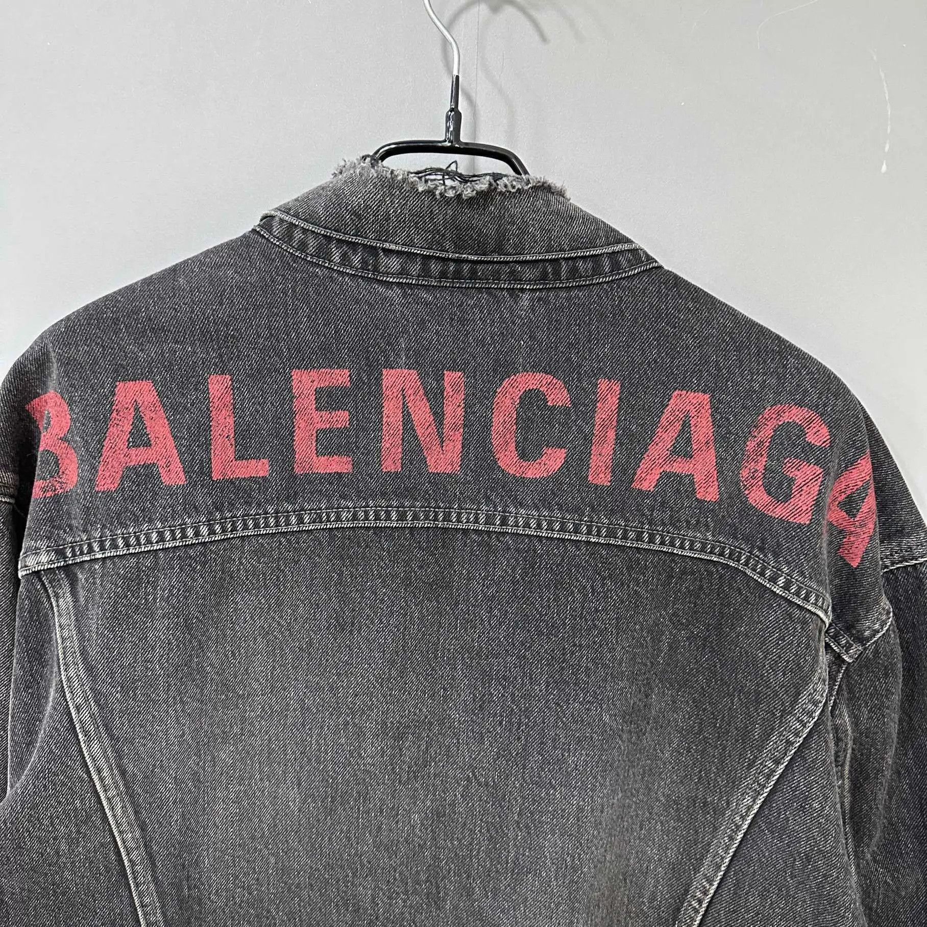 Balenciaga Balenciaga Back Logo Denim Jacket Size 34 99 New Size XXS / US 00 / IT 34 - 4 Thumbnail