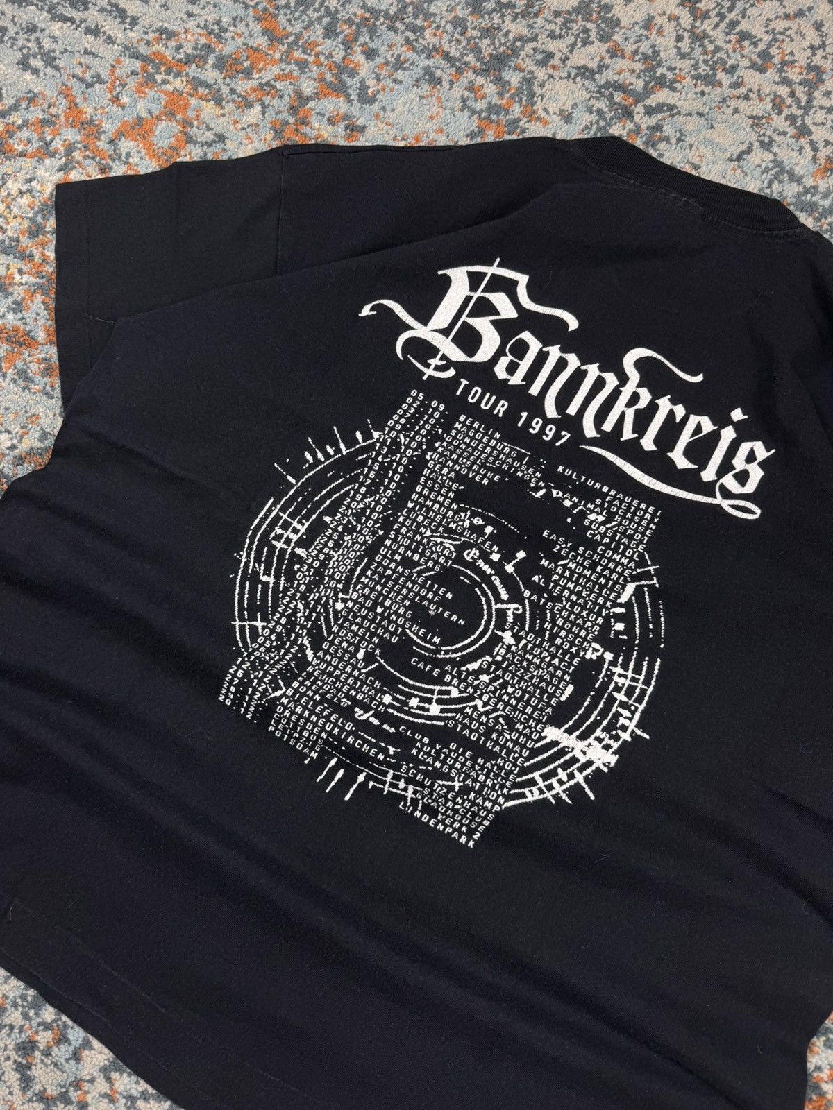 Band Tees Vintage 1997 Subway to Sally bannkreis rock band graphic tee Size US XL / EU 56 / 4 - 6 Thumbnail