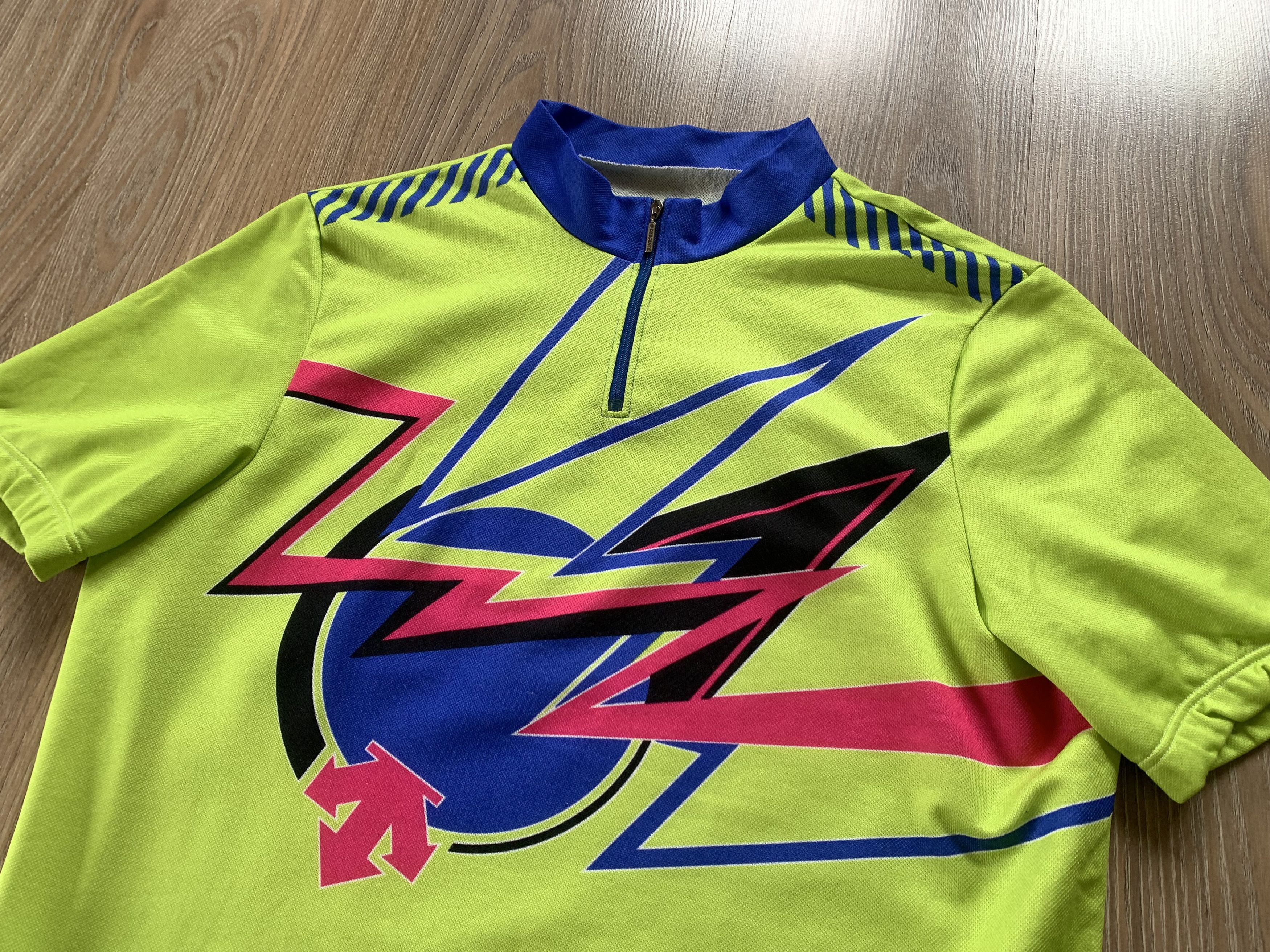 Bicycle Descente Light Green Vintage Cycling Jersey Size US M / EU 48-50 / 2 - 4 Thumbnail