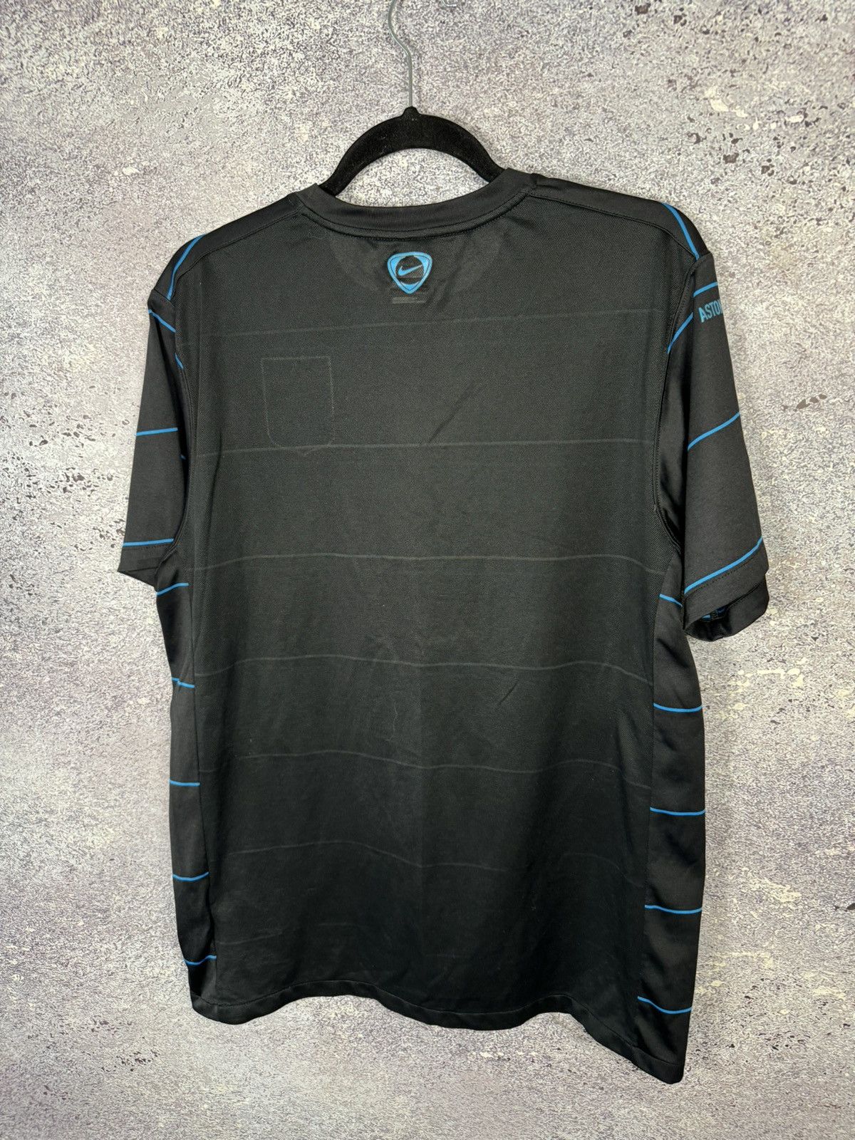Nike × Vintage Vintage Aston Villa 2007 Nike Training Pre-Match Jersey Size US L / EU 52-54 / 3 - 12 Thumbnail