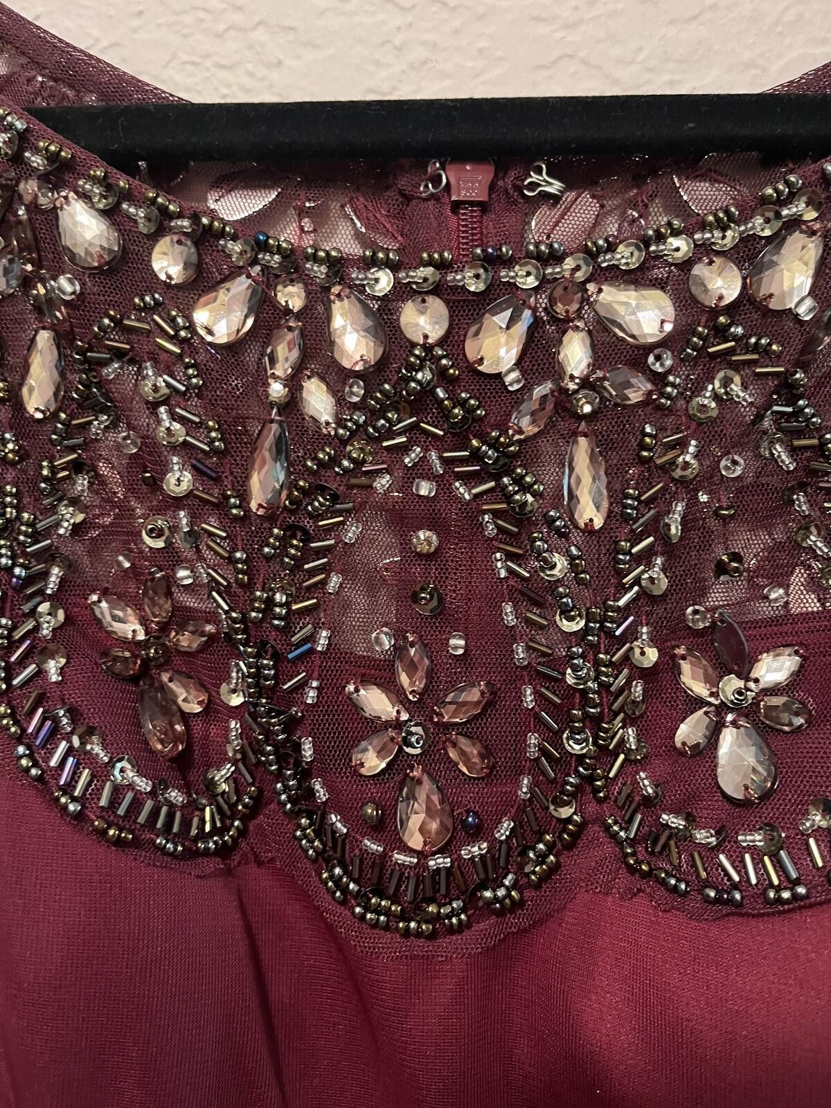 Unknown London Xscape Burgundy Beaded Evening Dress Size 8 Cocktail Dress Size M / US 6-8 / IT 42-44 - 4 Thumbnail